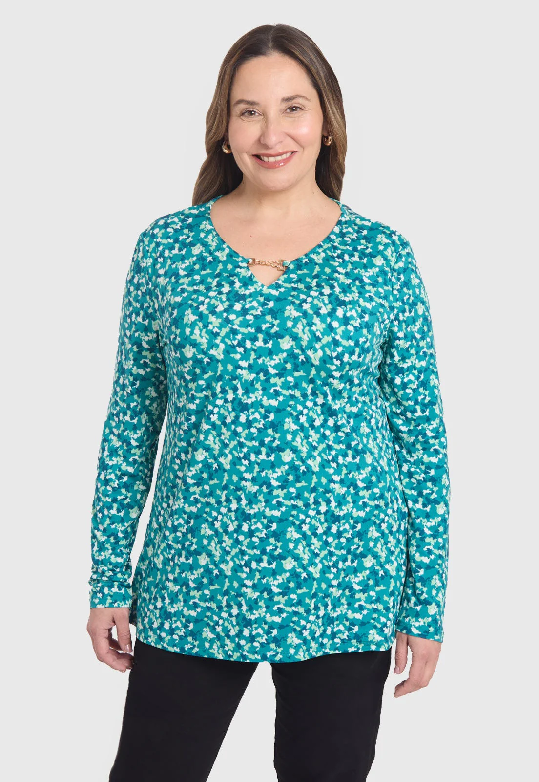 Polera Mujer Con Aplicación Escote Verde - Image 2