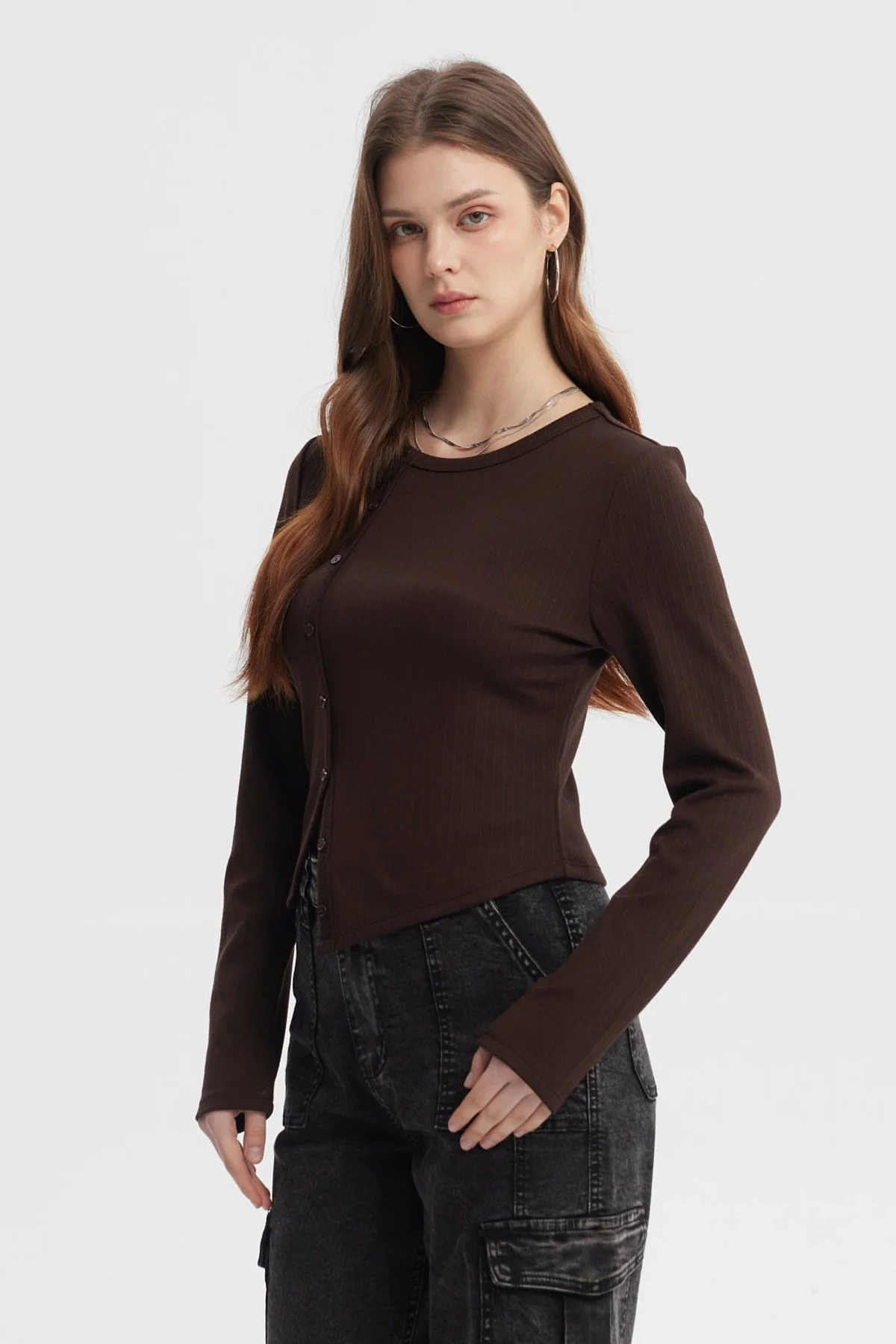 Polera Mujer Corte Diagonal Café Oscuro - Image 2
