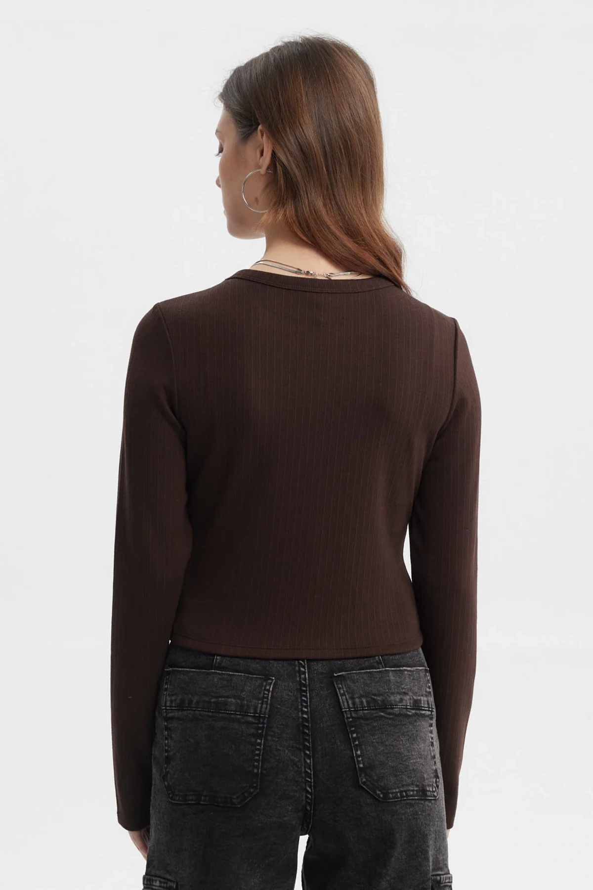 Polera Mujer Corte Diagonal Café Oscuro - Image 3