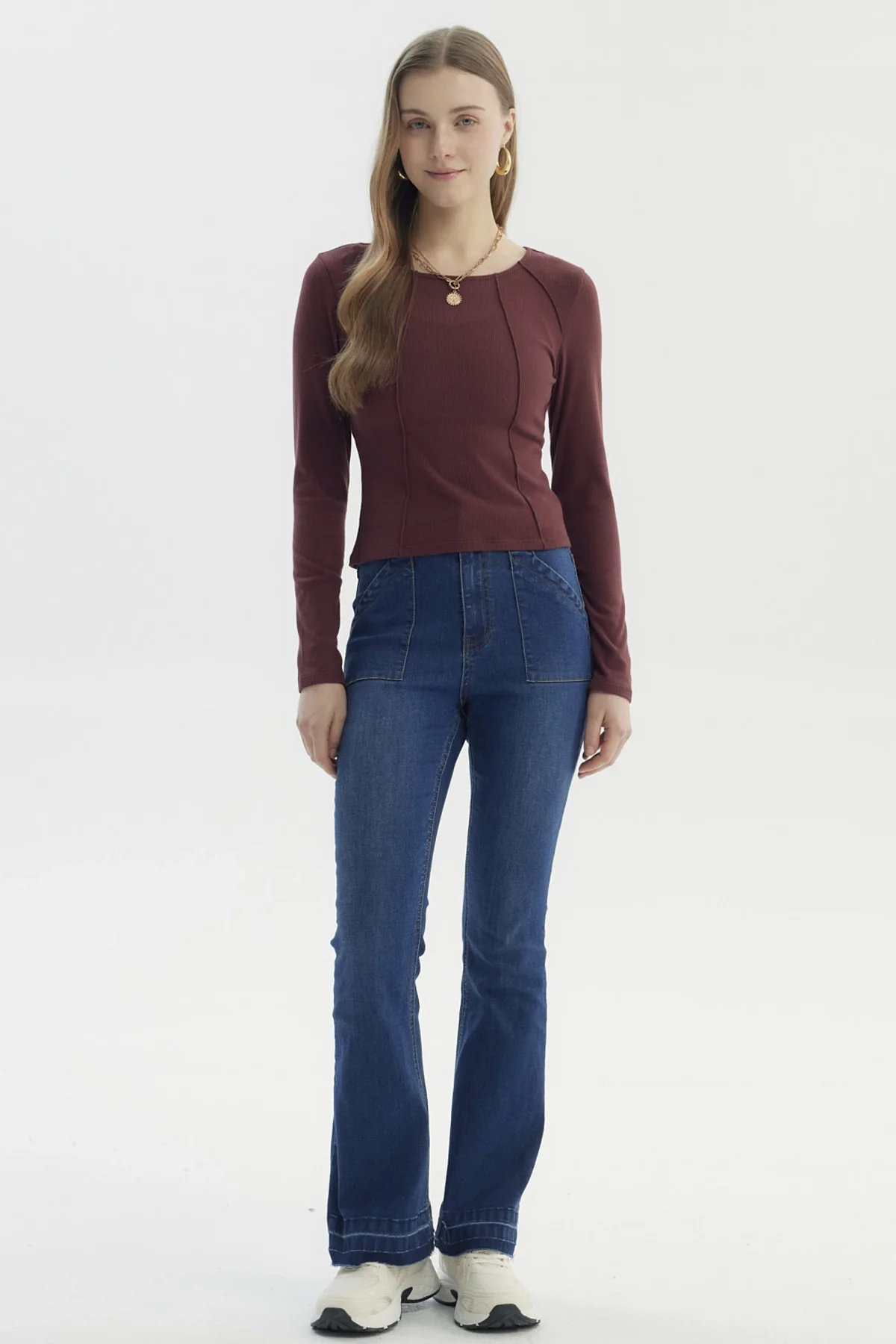 Polera Mujer Cortes Roule Burdeo - Image 4