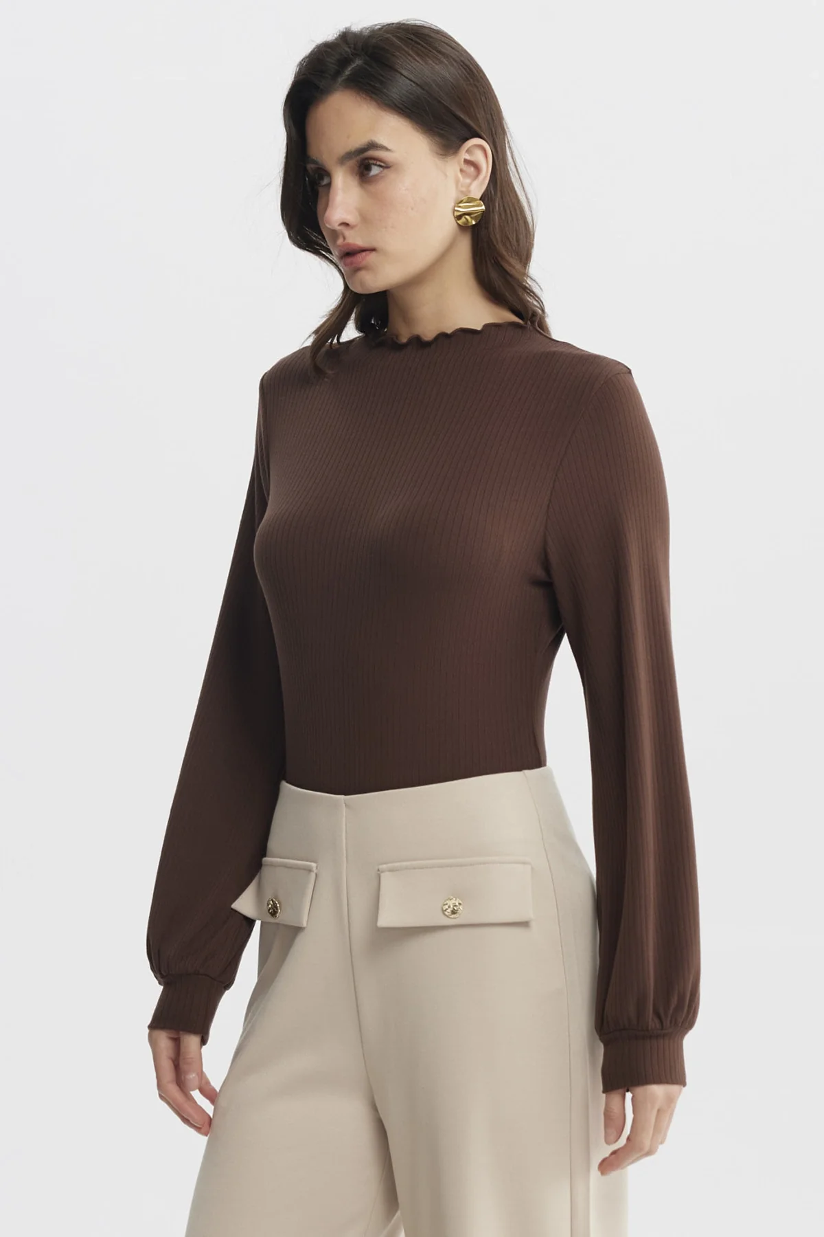 Polera Mujer Cuello Alto Chocolate - Image 2