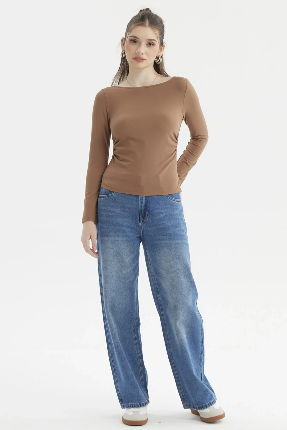 Polera Mujer Cuello Bote Abertura Camel Oscuro - Image 4
