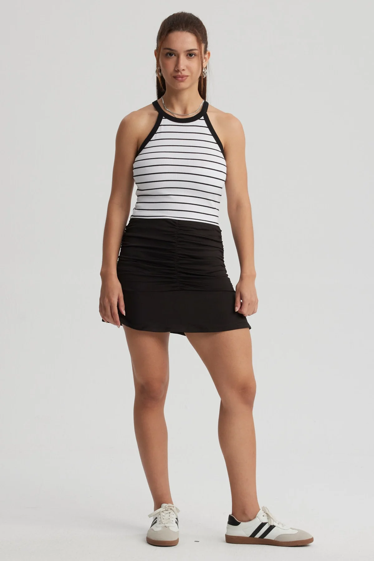 Polera Mujer Cuello Halter Blanco - Image 4
