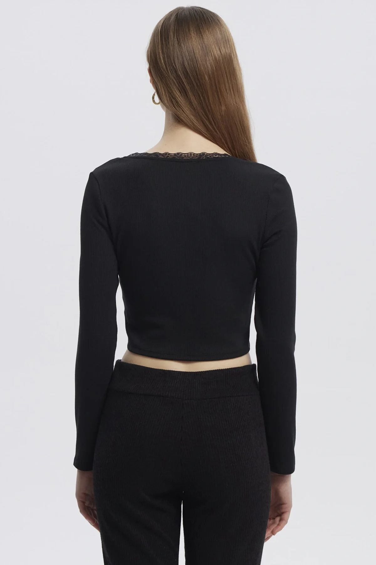 Polera Mujer Cuello V Ajustado Negro - Image 3