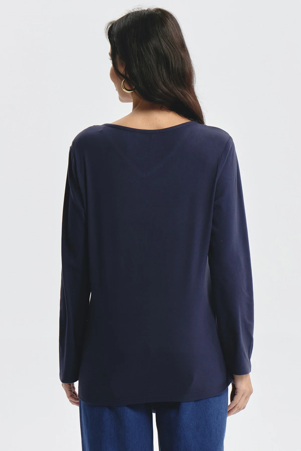 Polera Mujer Detalle Cuello Azul Oscuro - Image 3
