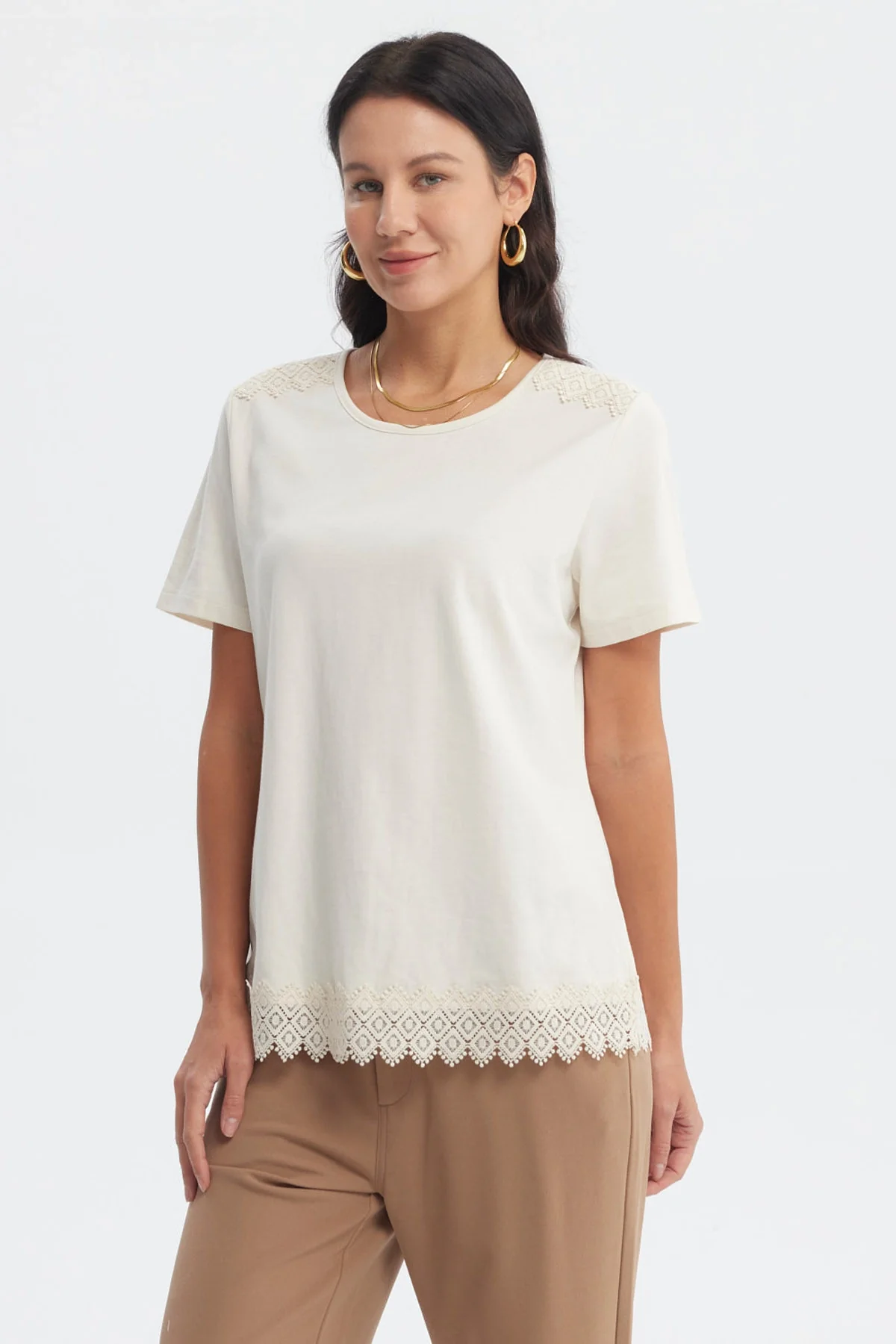 Polera Mujer Detalle Cuello Crema - Image 2