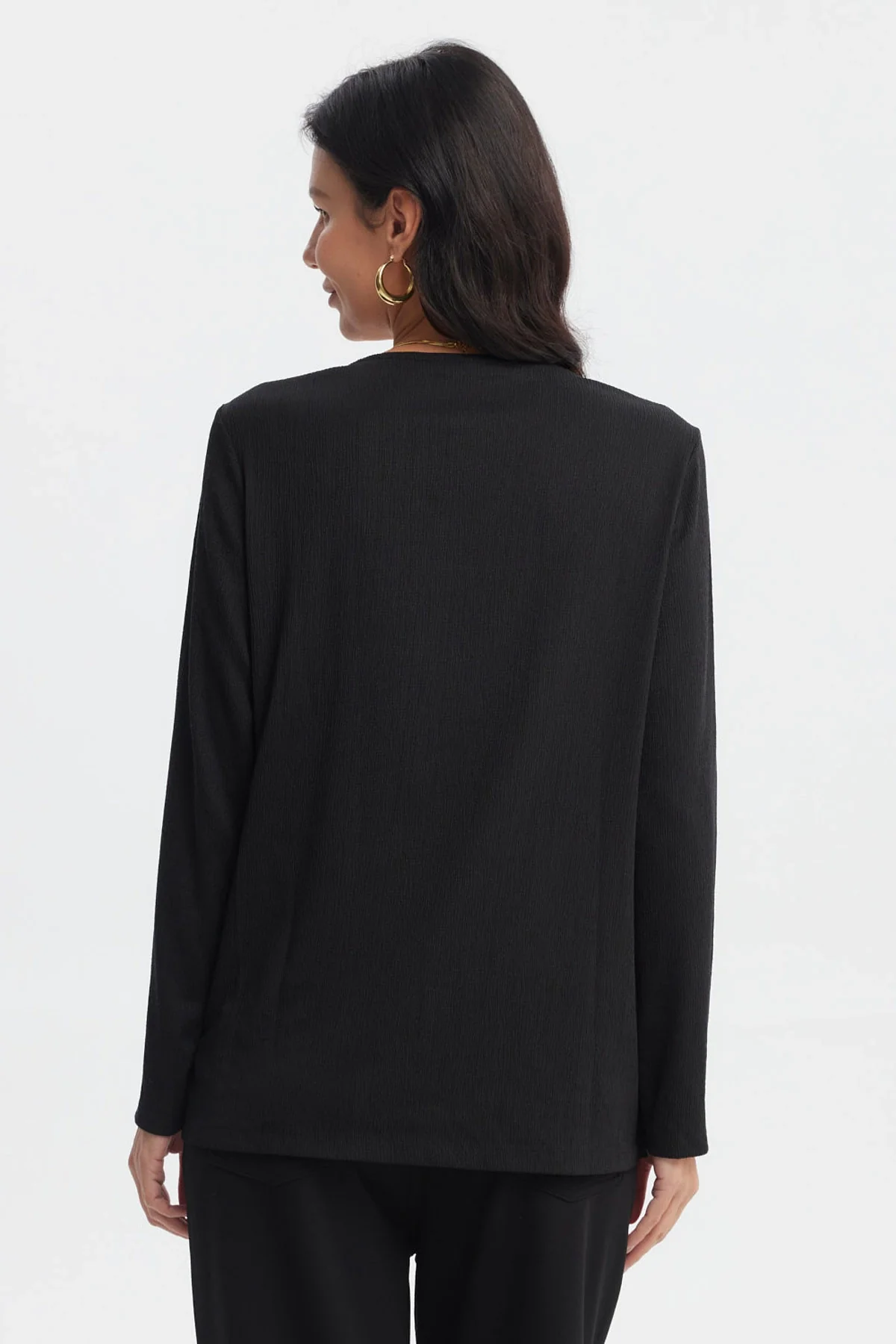Polera Mujer Detalle Cuello Negro - Image 3