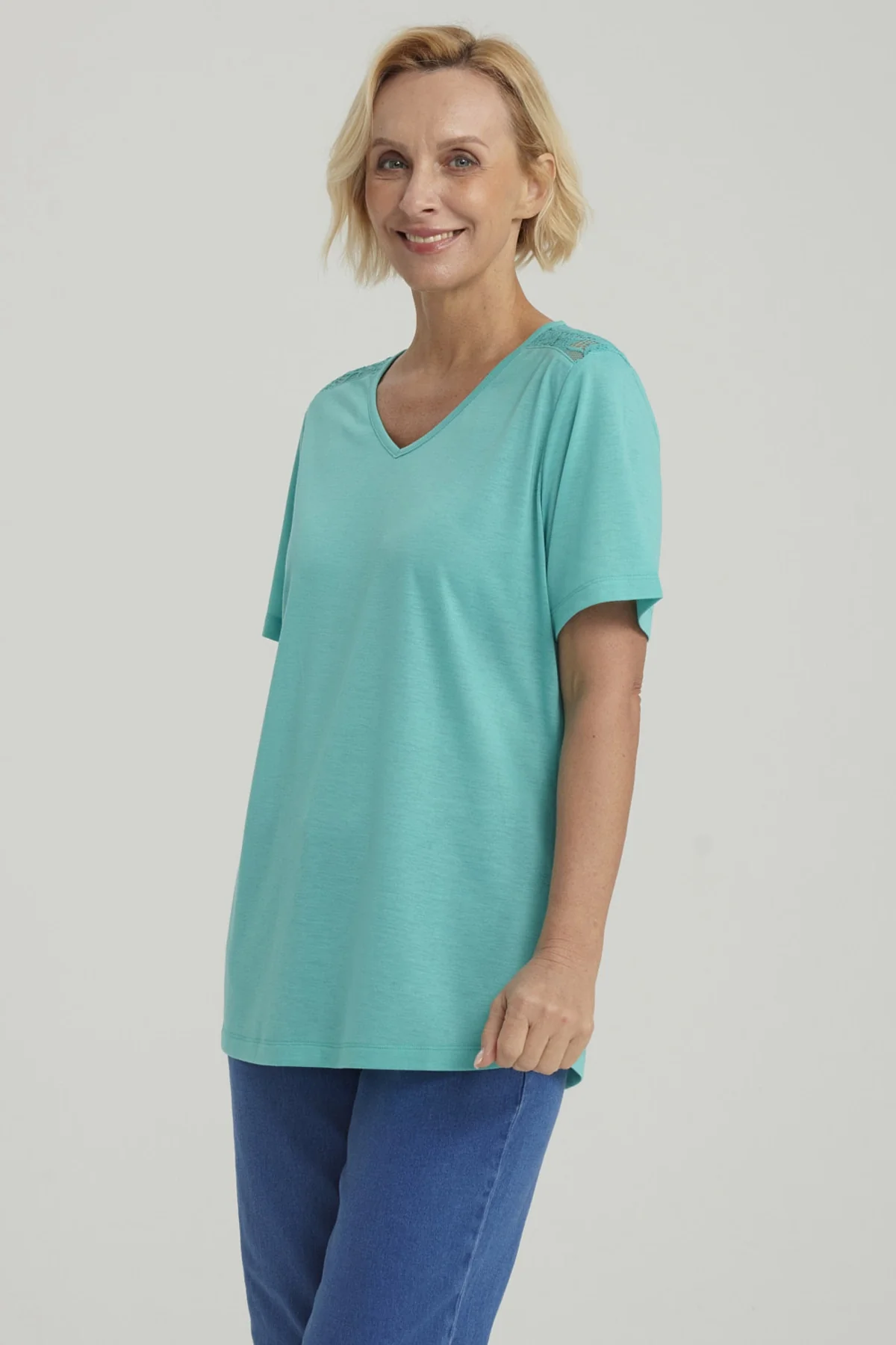 Polera Mujer Detalle Encaje Turquesa - Image 2
