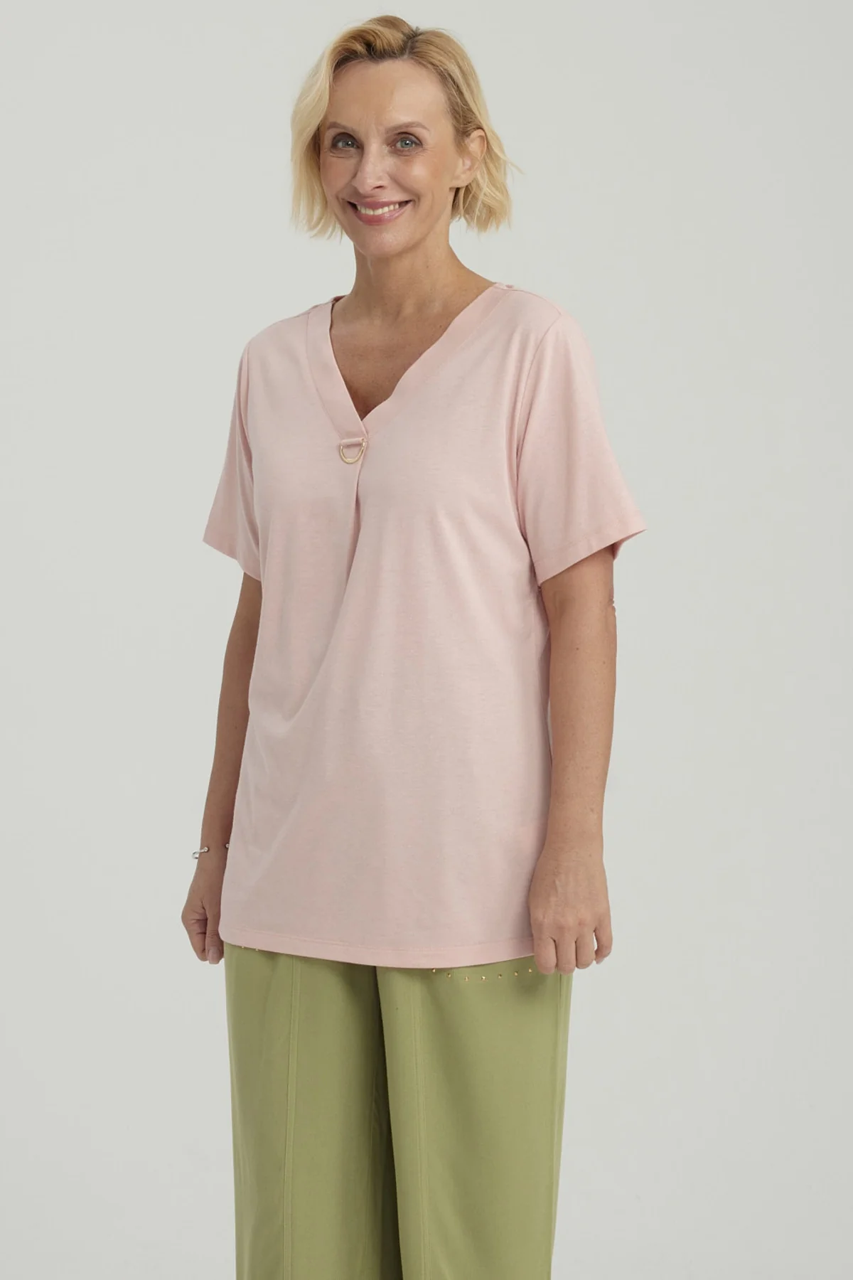 Polera Mujer Detalle Escote Palo Rosa - Image 2