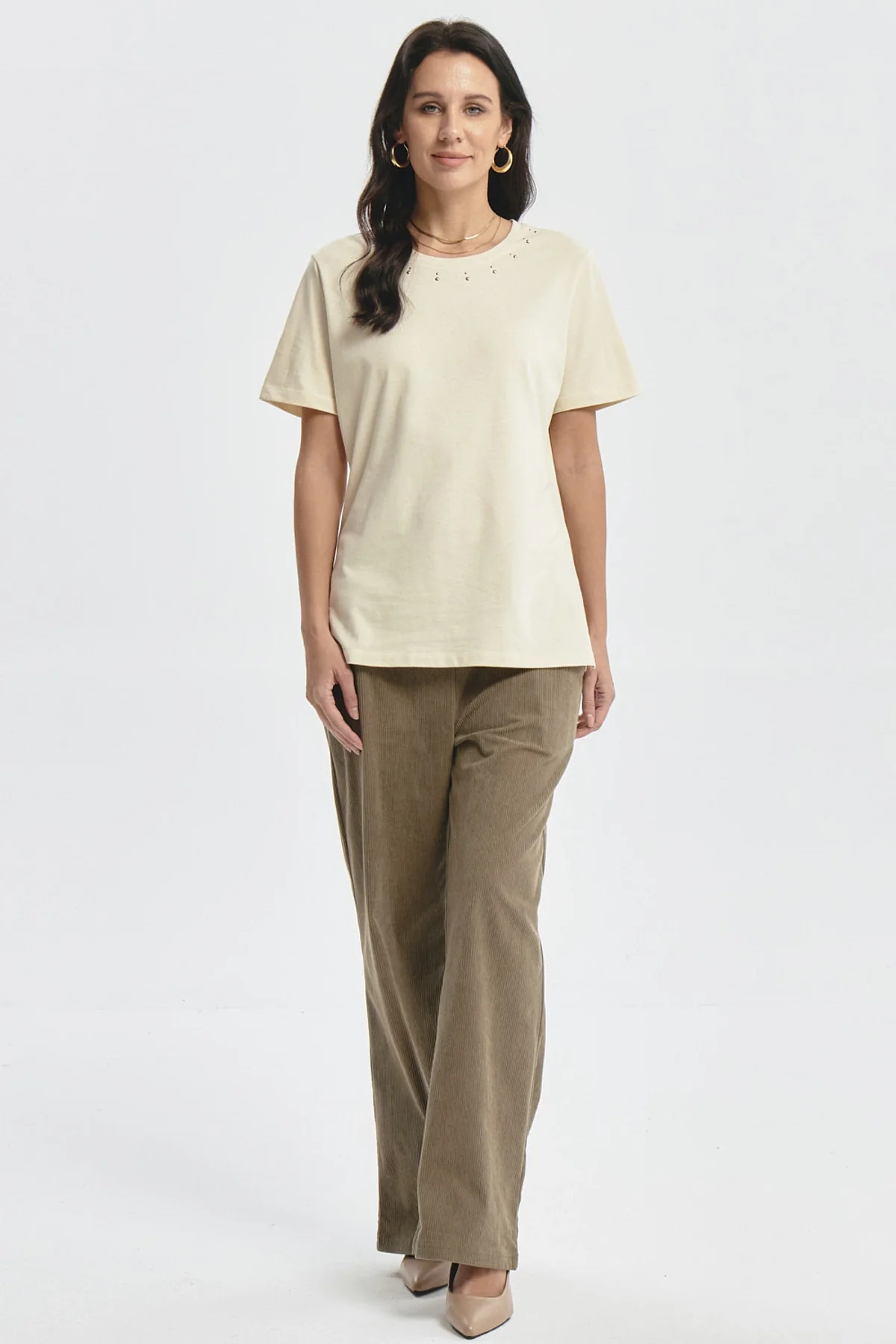 Polera Mujer Detalle Tachas Beige Claro - Image 4