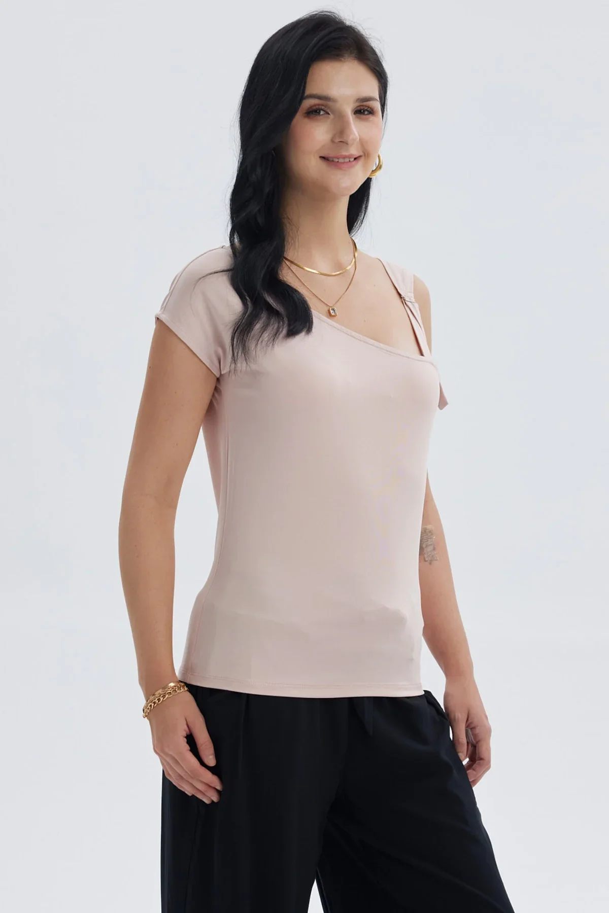 Polera Mujer Escote Asimétrico Palo Rosa - Image 2