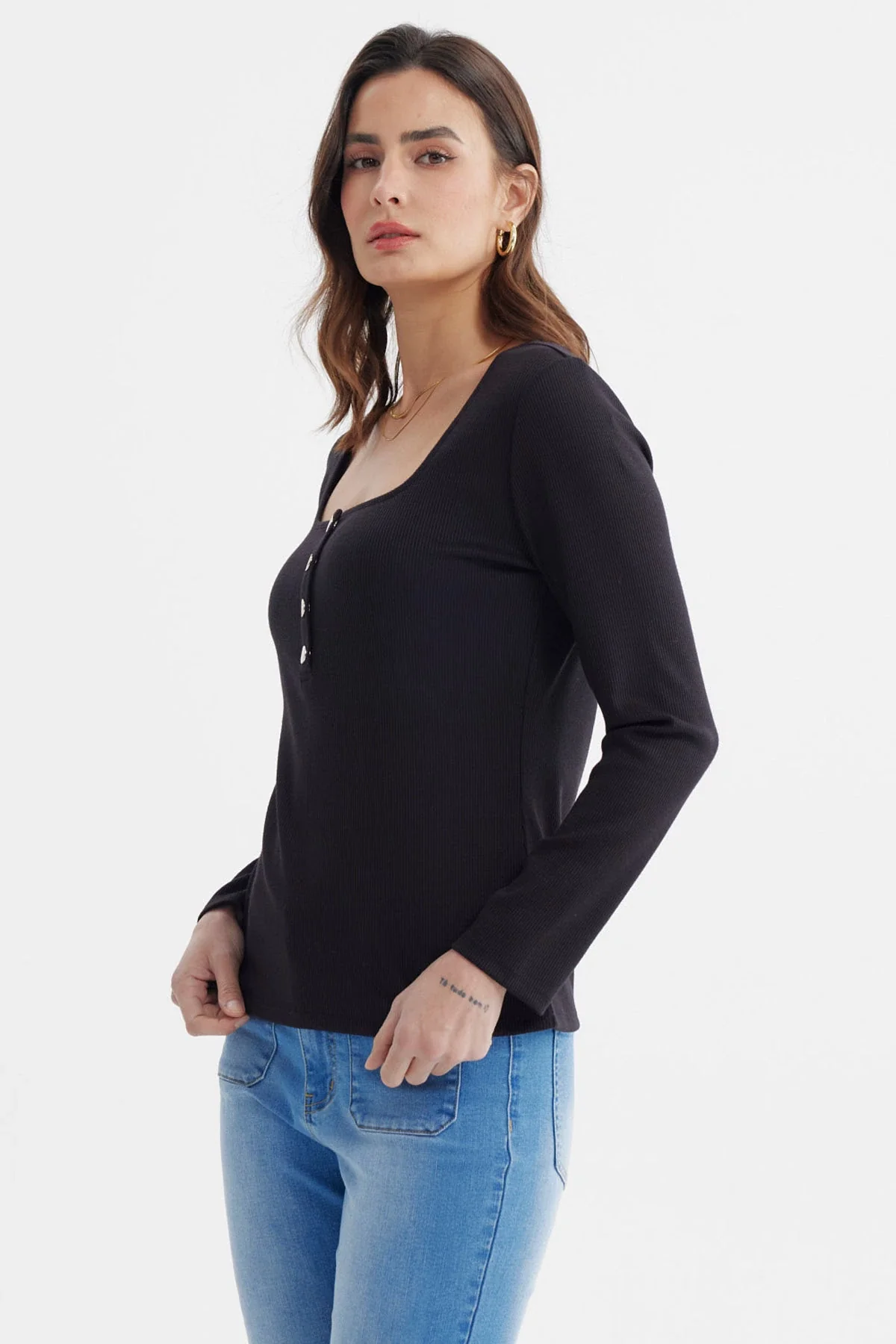 Polera Mujer Escote Cuadrado Botones Metálicos Negro - Image 2
