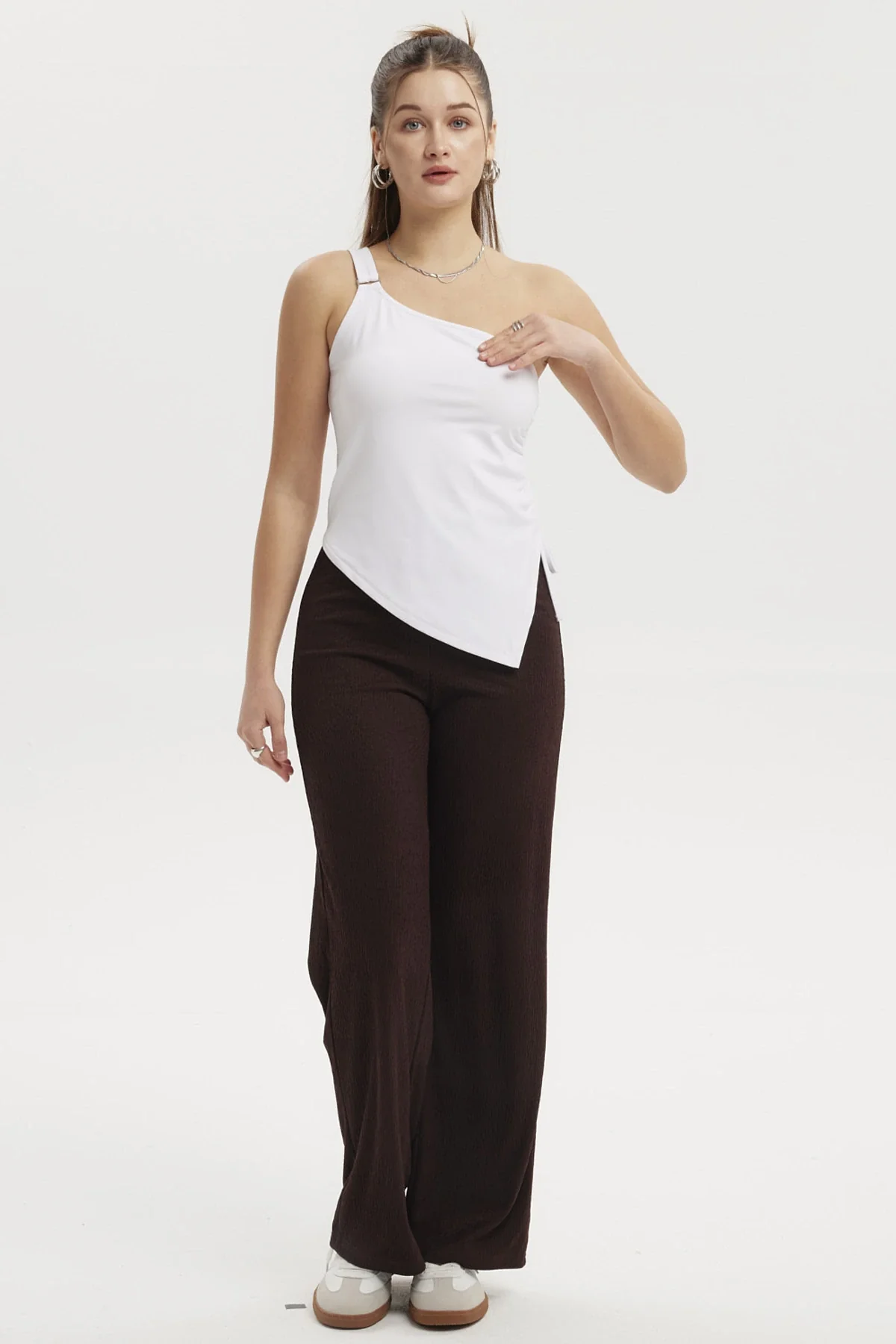 Polera Mujer Escote Y Basta Asimétrica Blanco - Image 4