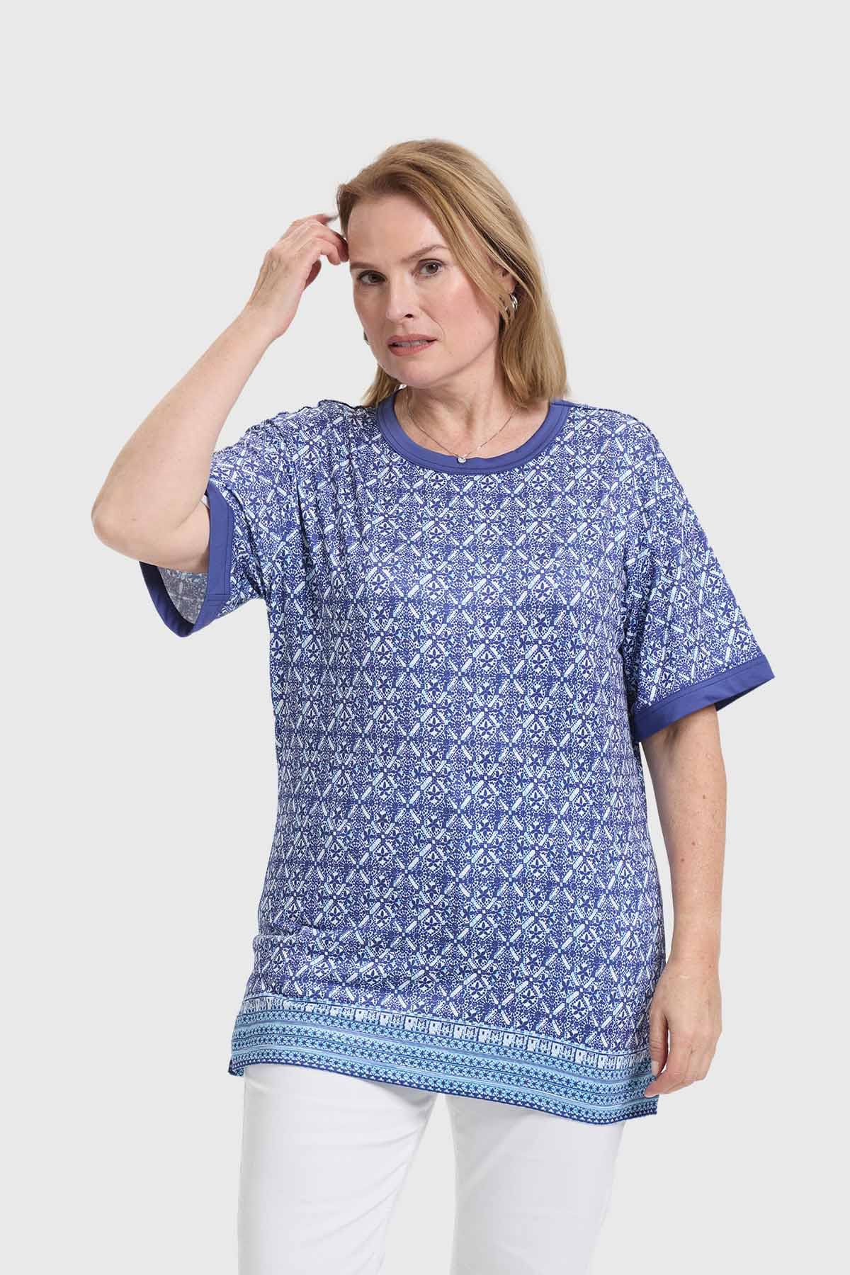 Polera Mujer Print Azul - Image 2