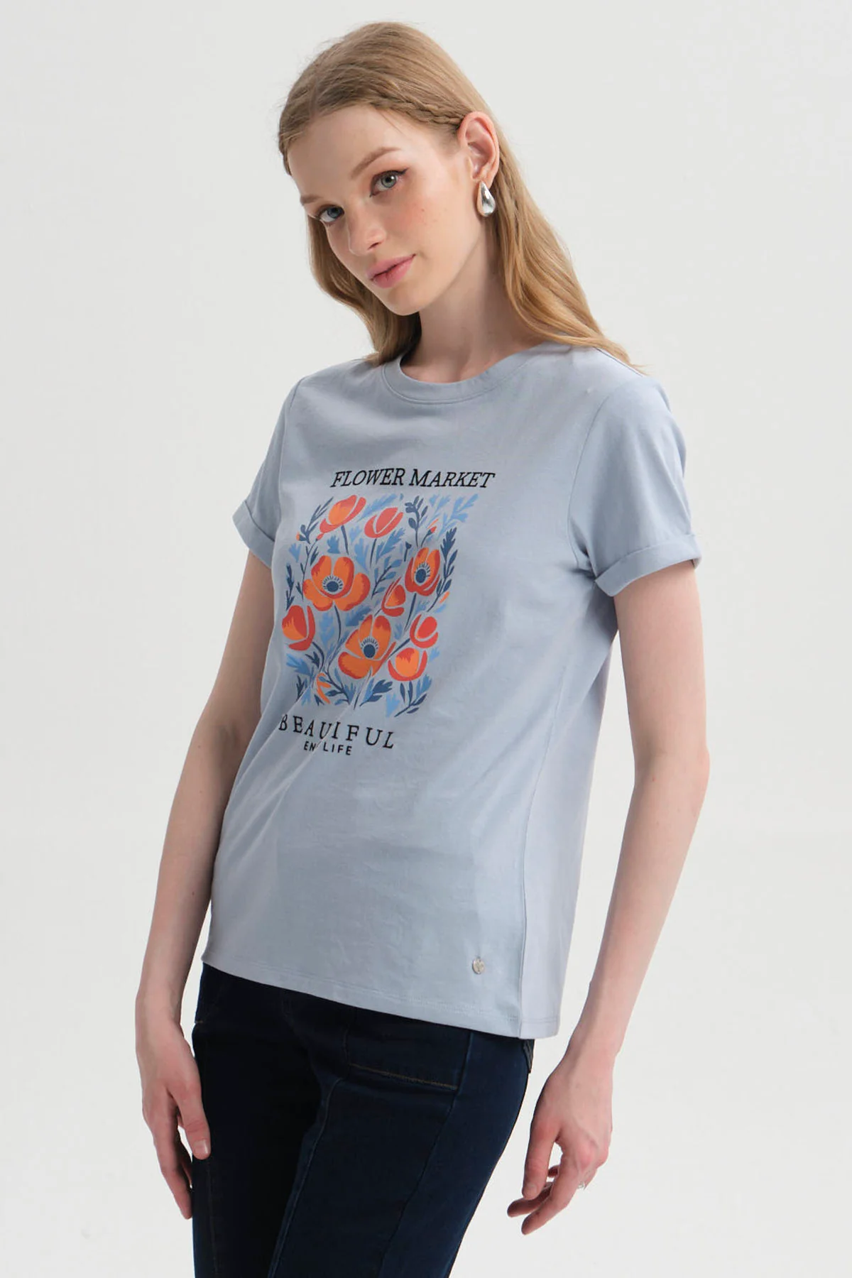 Polera Mujer Gráfica Roll Up Celeste - Image 2