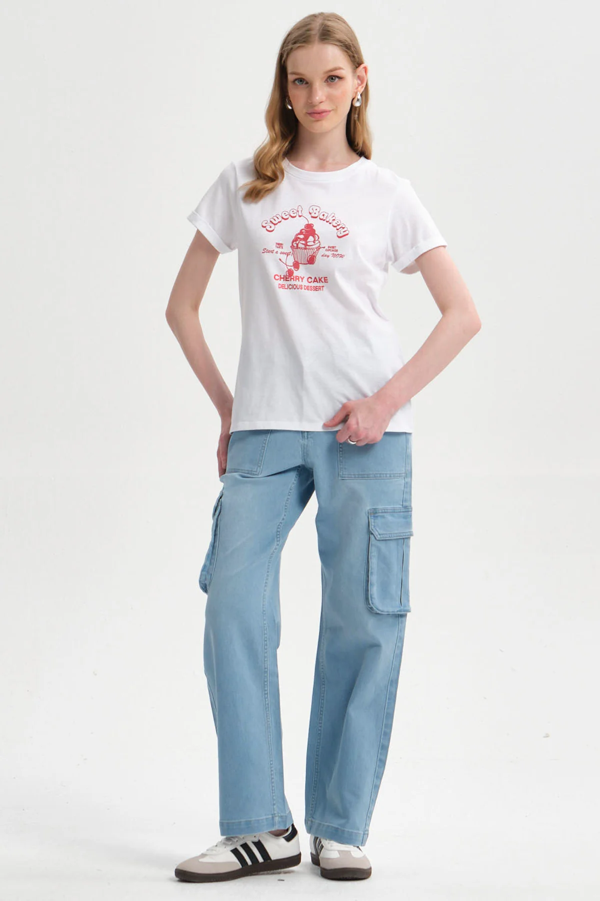 Polera Mujer Gráfica Roll Up Rojo - Image 4