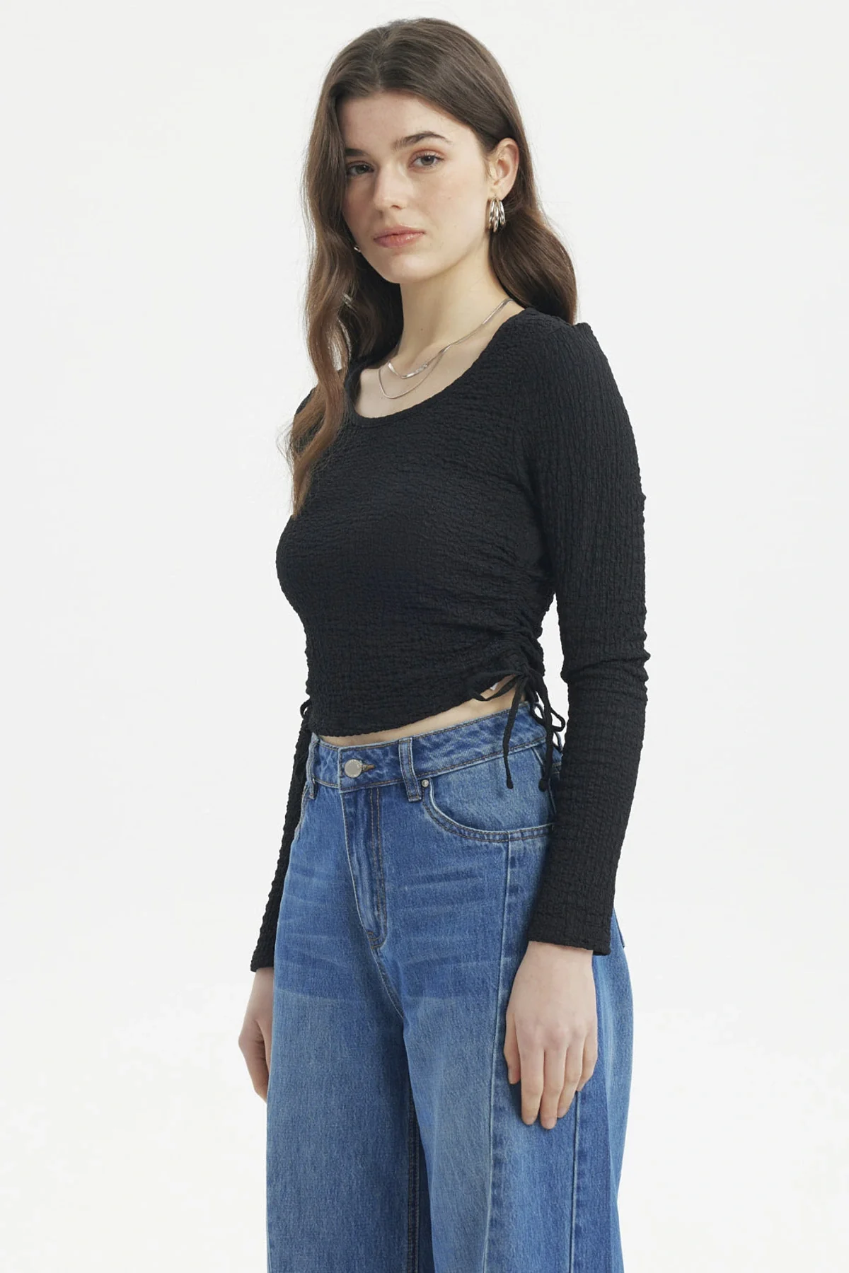 Polera Mujer Jacquard Recogido Negro - Image 2
