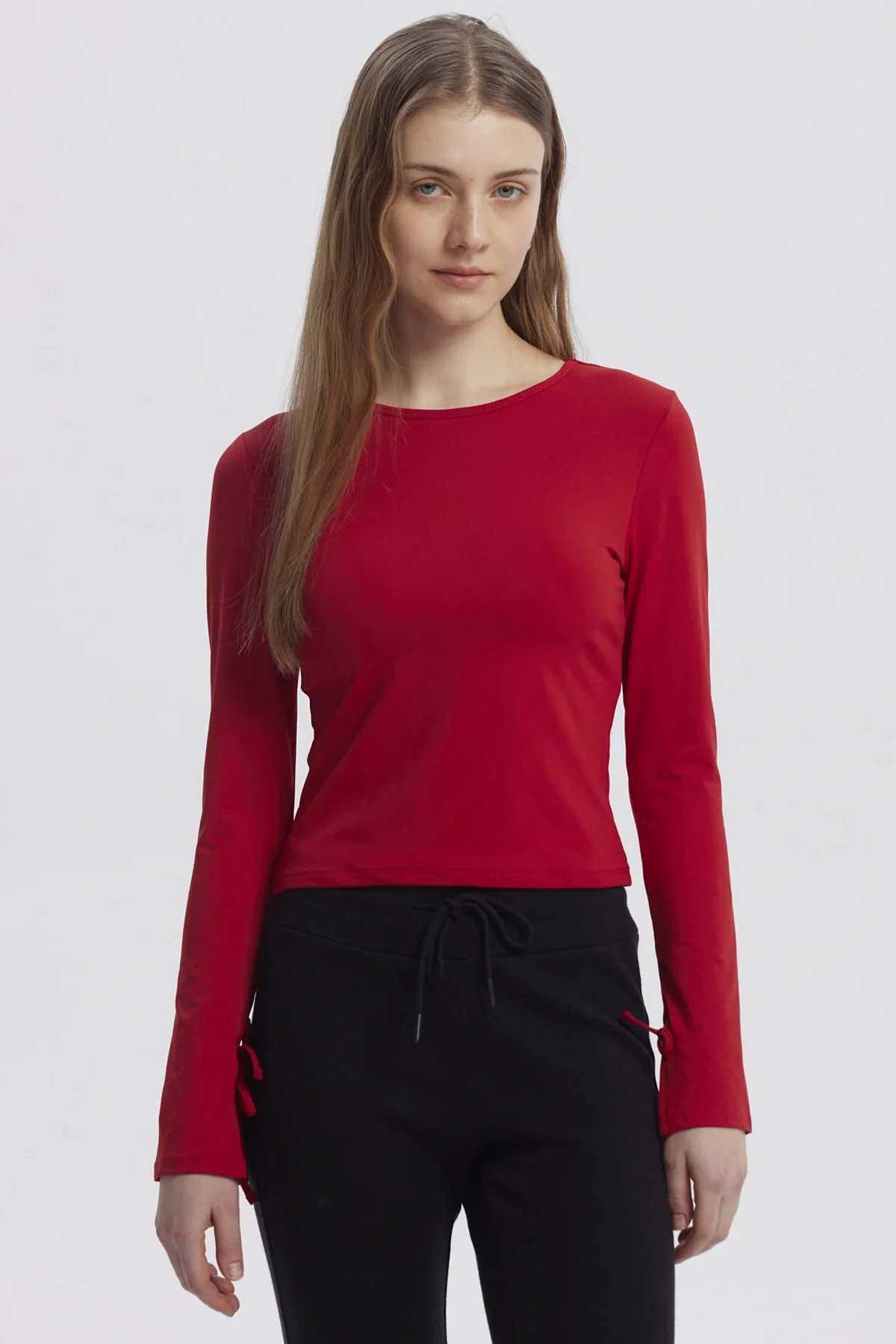 Polera Mujer Lazo Puño Rojo
