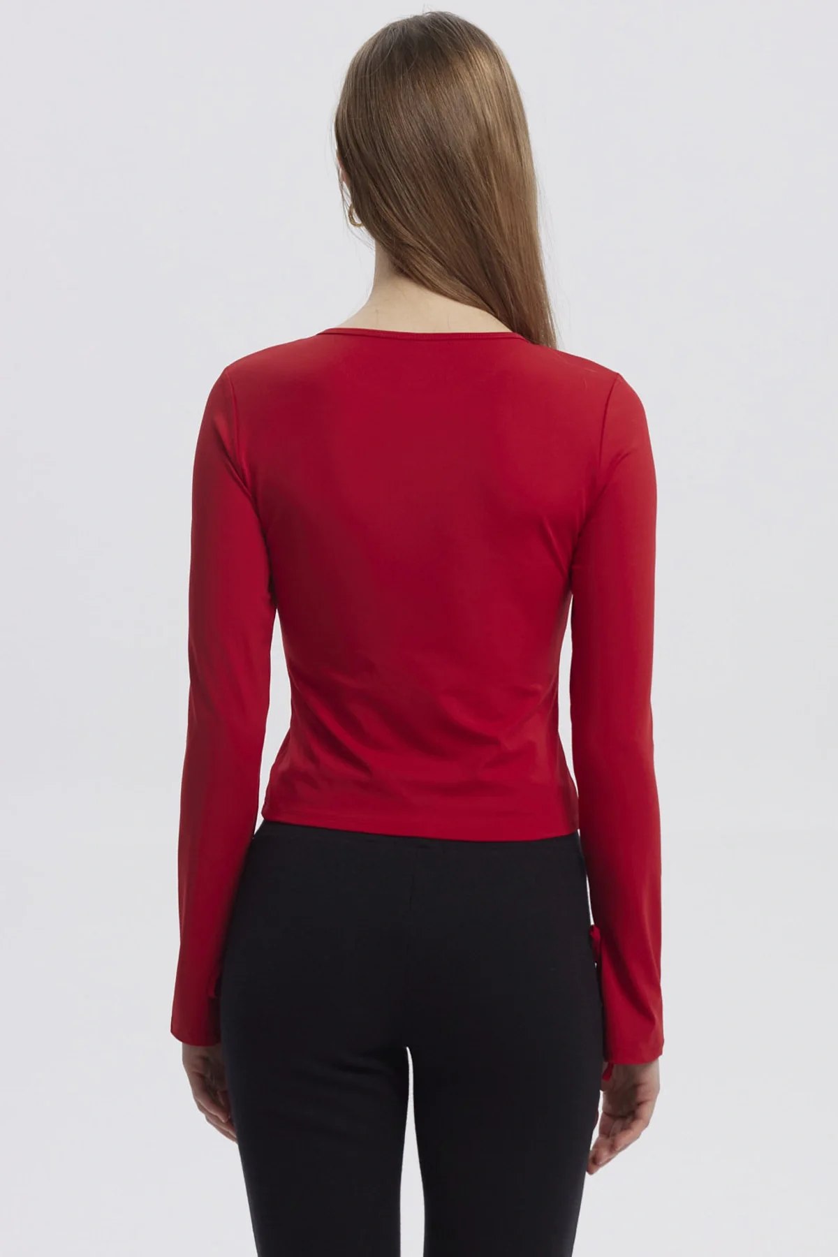 Polera Mujer Lazo Puño Rojo - Image 3