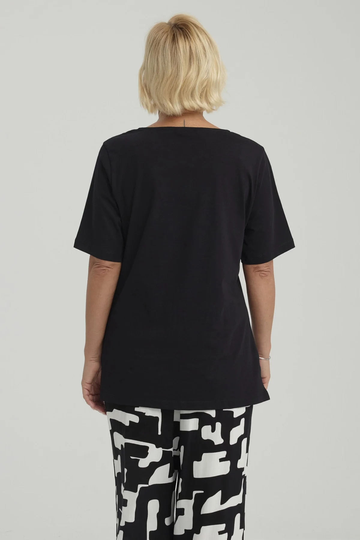 Polera Mujer Macramé Negro - Image 3