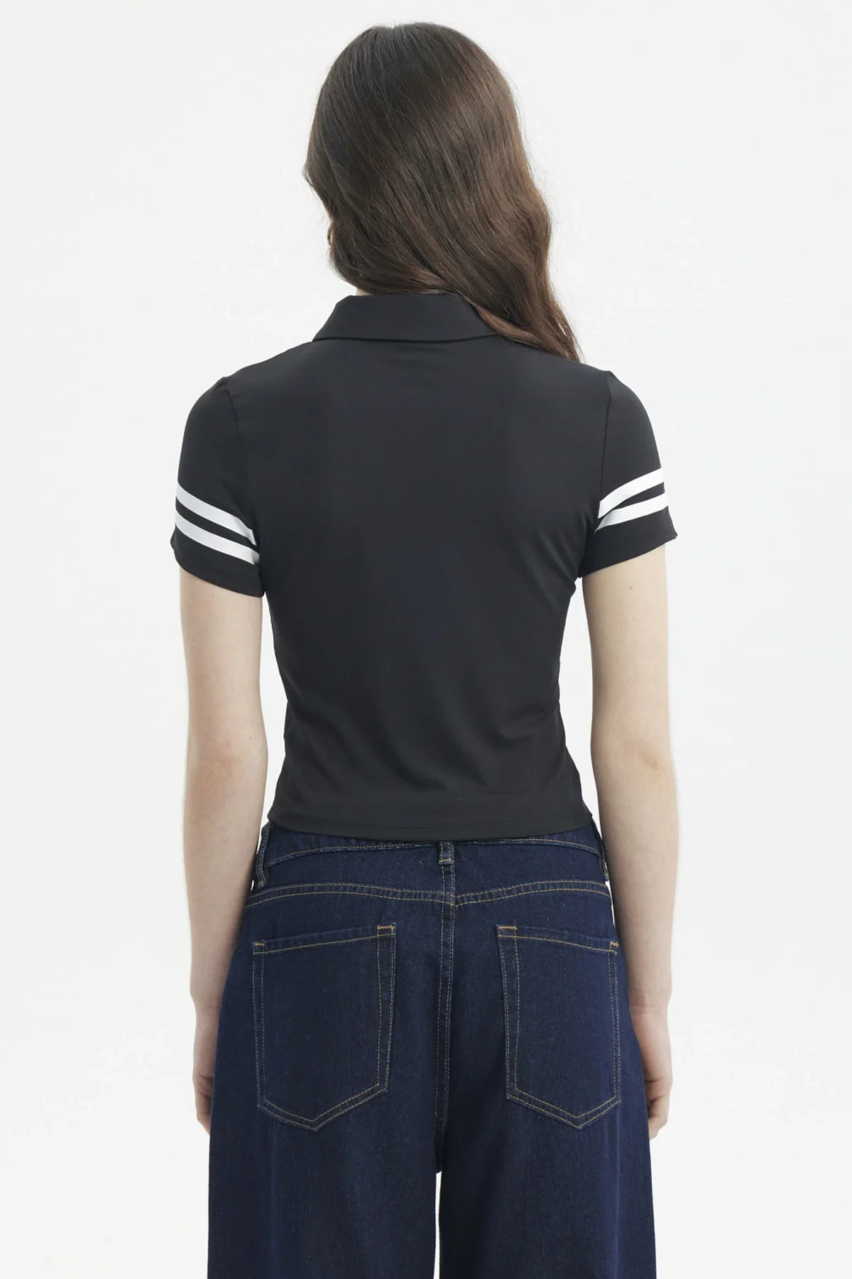 Polera Mujer Madia Pata Botón Negro - Image 3