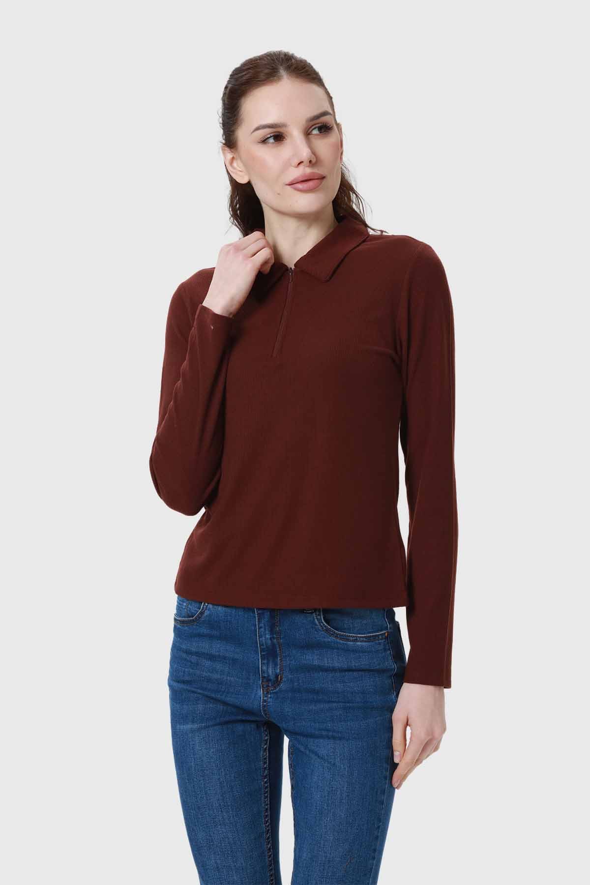 Polera Mujer Medio Cierre Estampado Café - Image 2