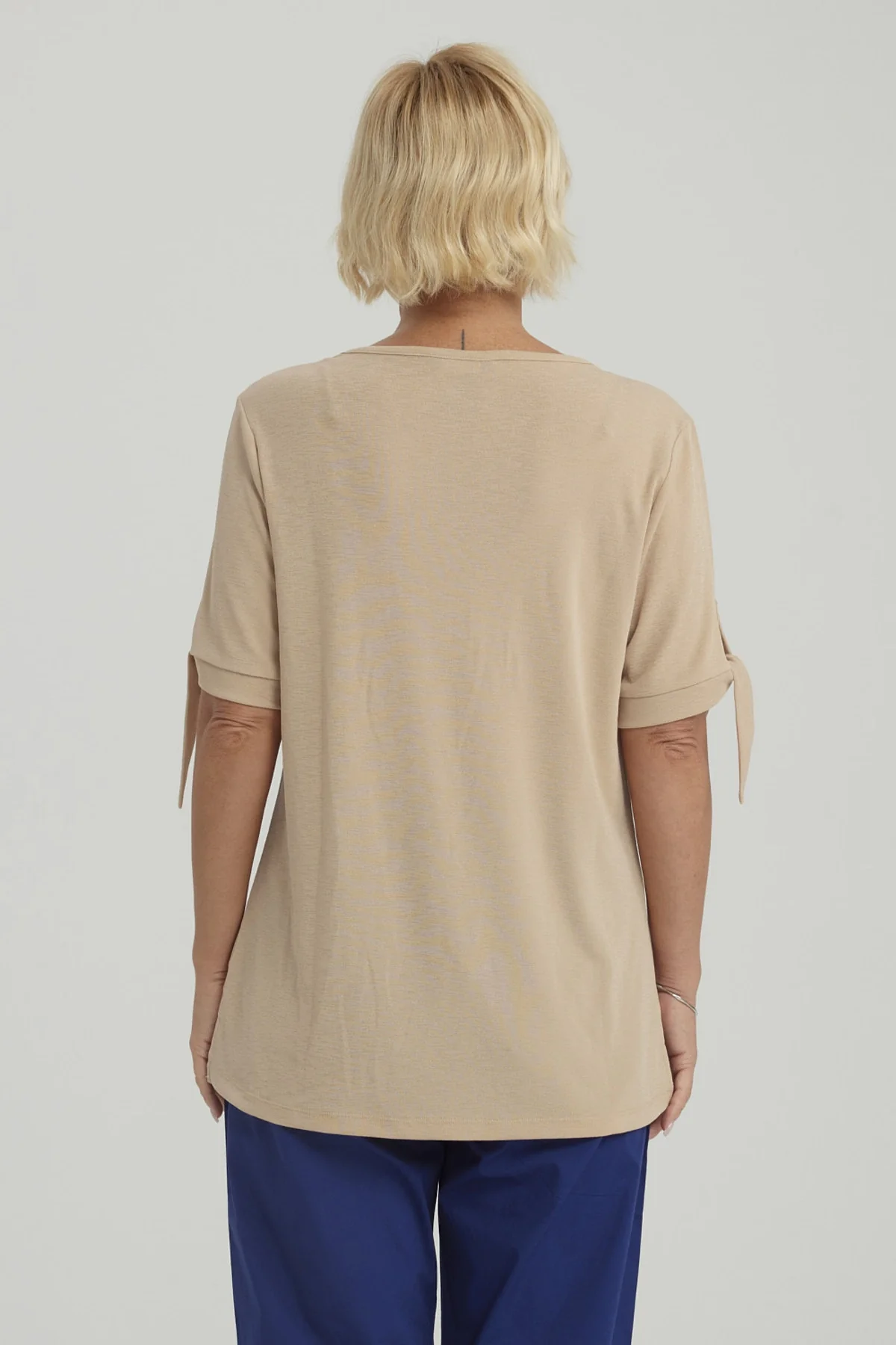 Polera Mujer Nudo En Mangas Beige - Image 3