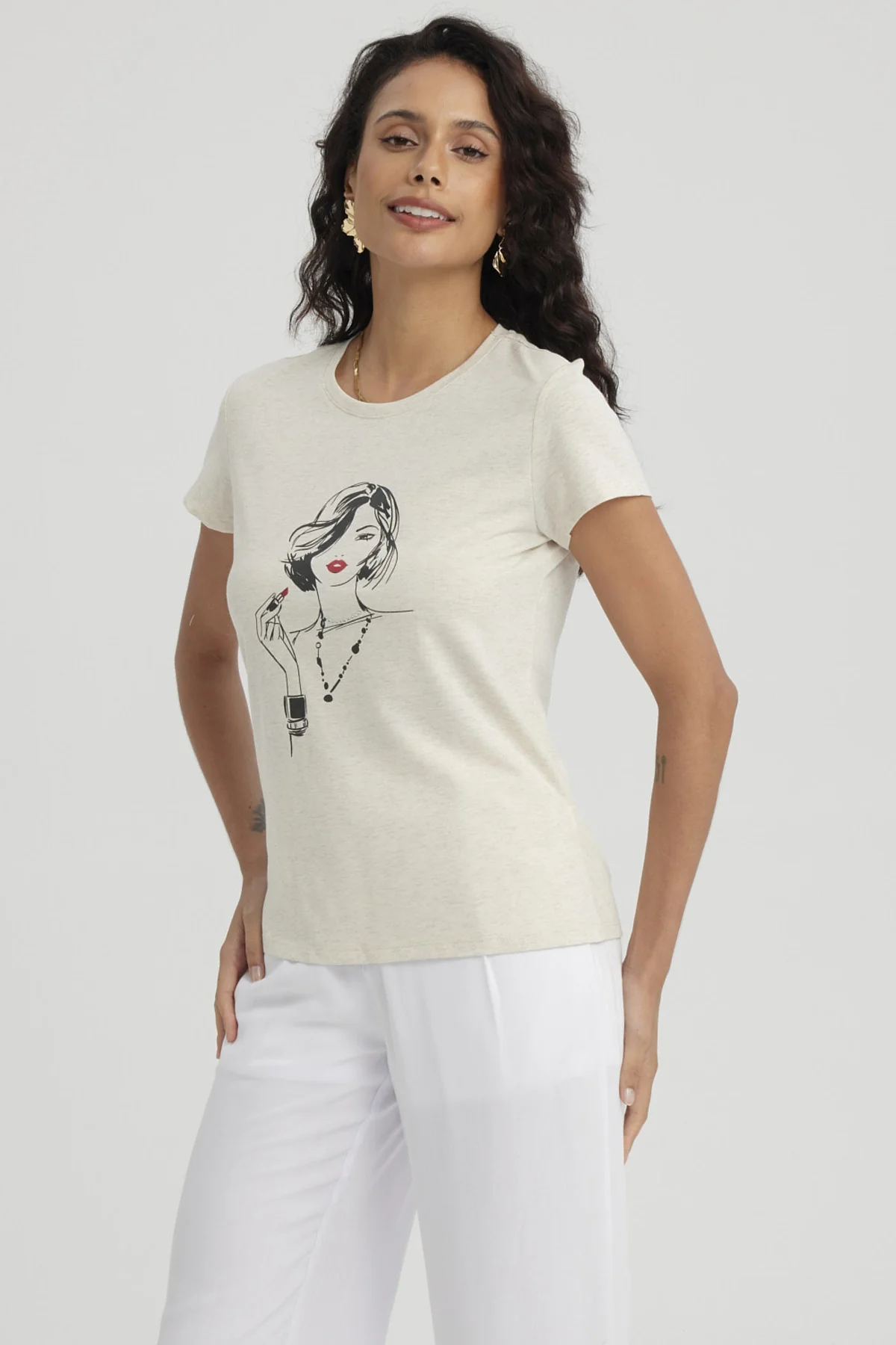 Polera Mujer Print Mujeres Con Aplicación Beige - Image 2