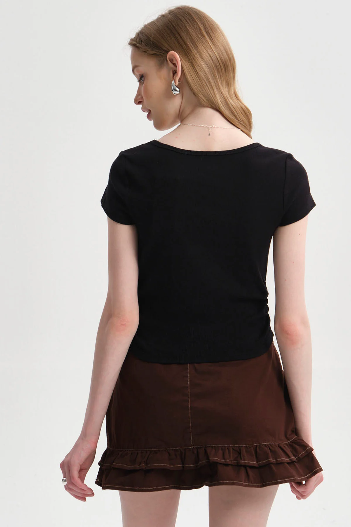 Polera Mujer Recogido Cropped Negro - Image 3