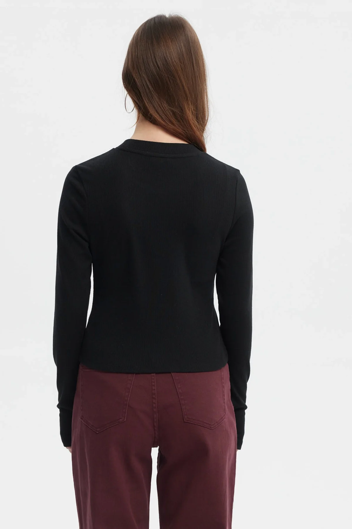 Polera Mujer Rib Abertura Puño Negro - Image 3