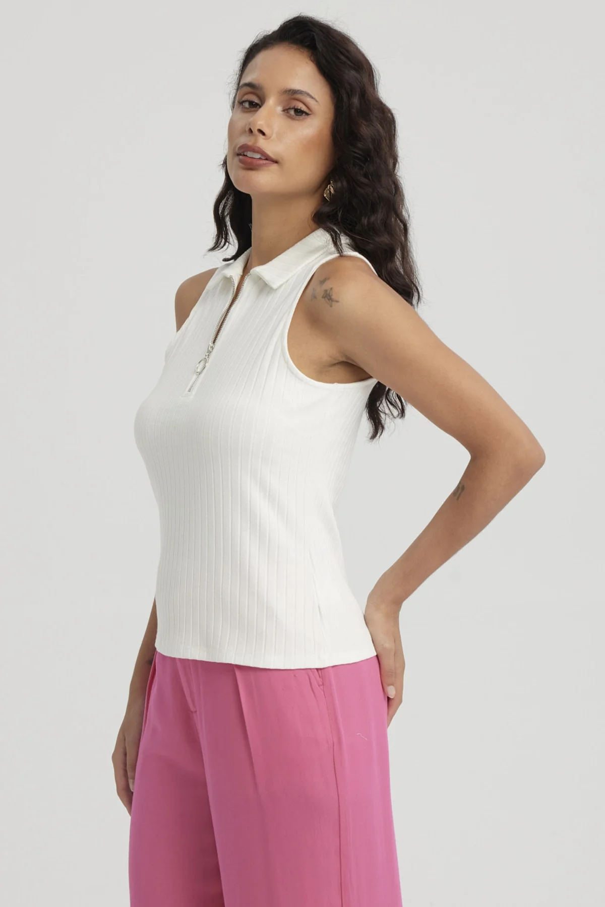 Polera Mujer Rib Medio Cierre Crudo - Image 2