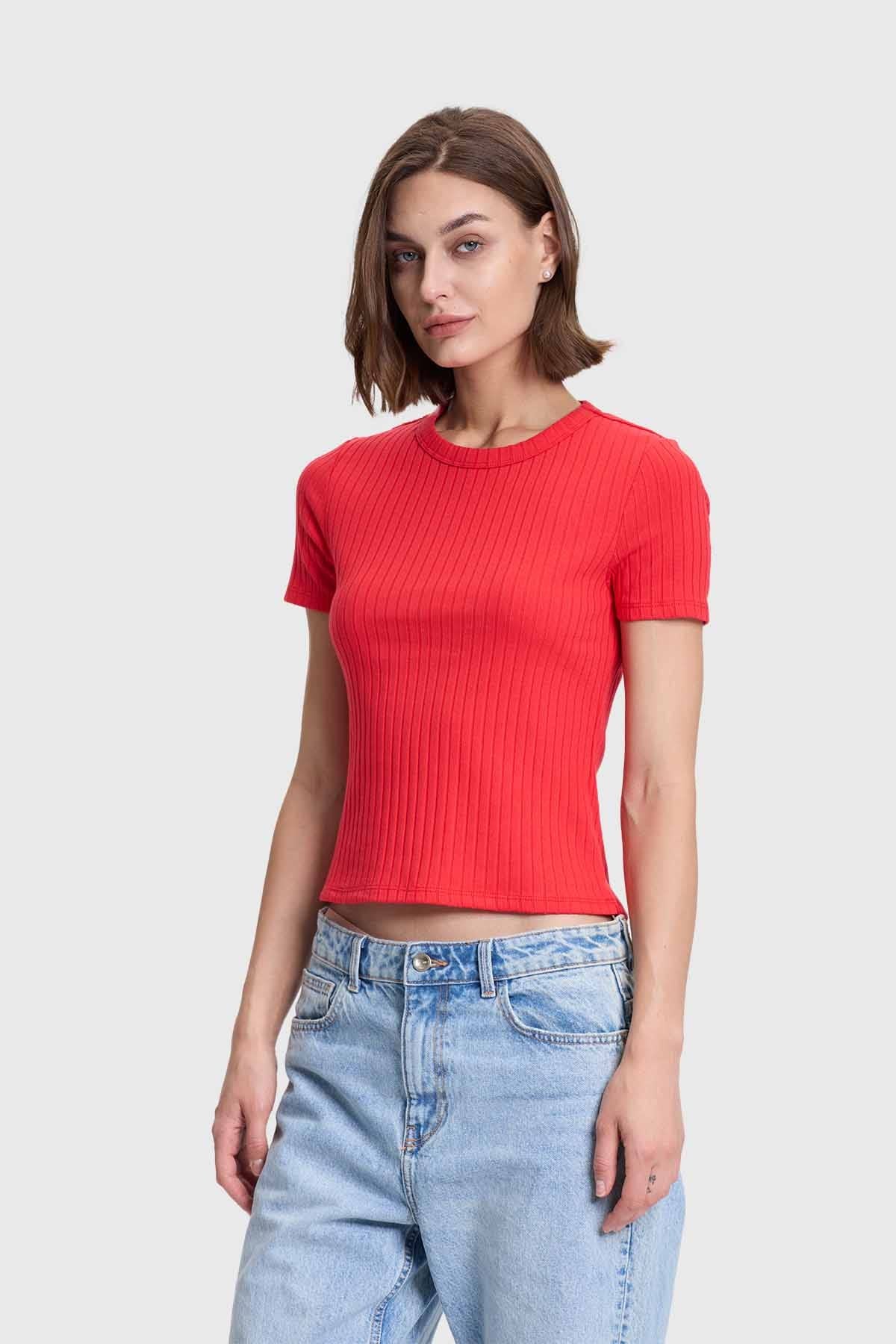 Polera Mujer Rip Crop Rojo - Image 2