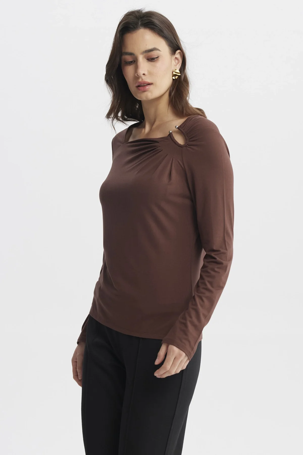 Polera Mujer Slim Café Claro - Image 2