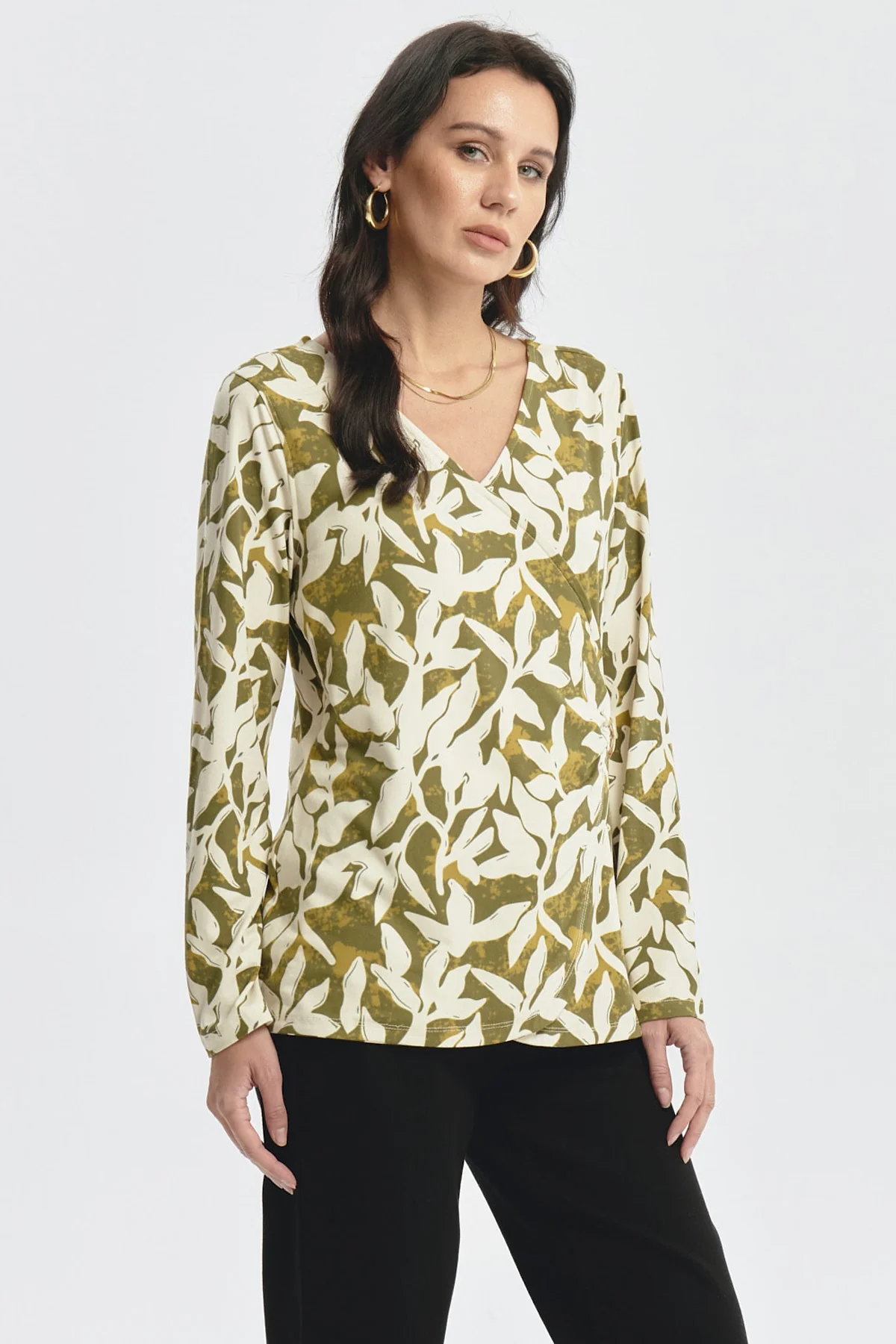 Polera Mujer Slim Verde Olivo - Image 2