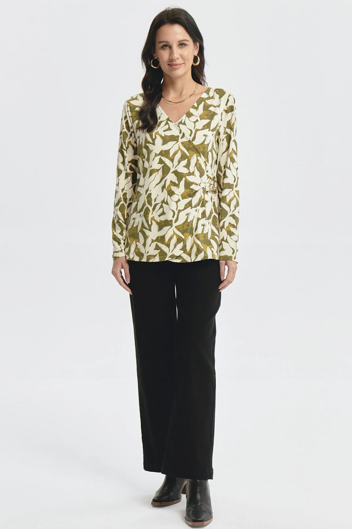 Polera Mujer Slim Verde Olivo - Image 4