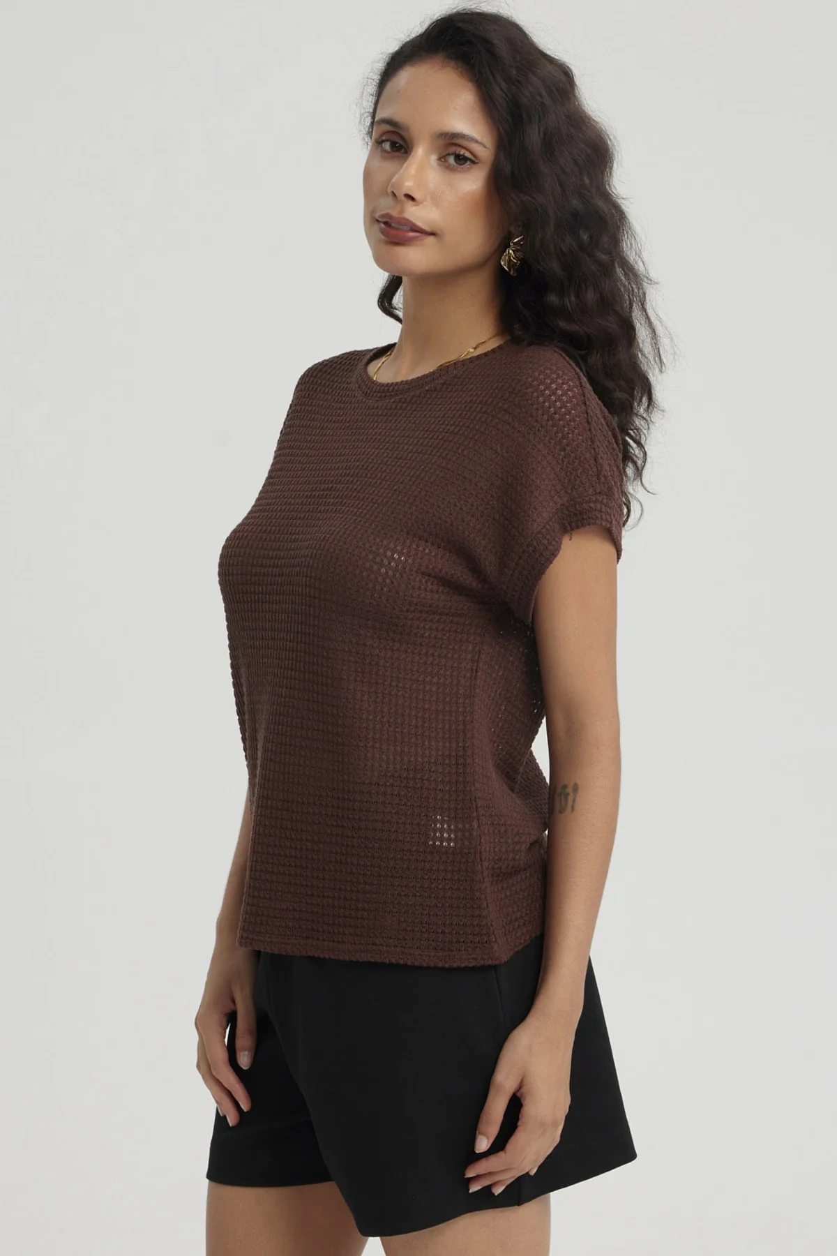 Polera Mujer Textura Café Oscuro - Image 2