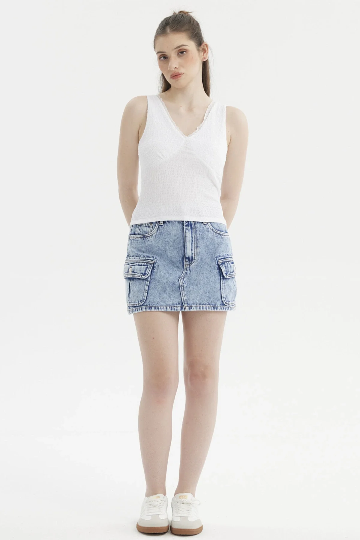 Polera Mujer Textura Escote V Blanco - Image 4