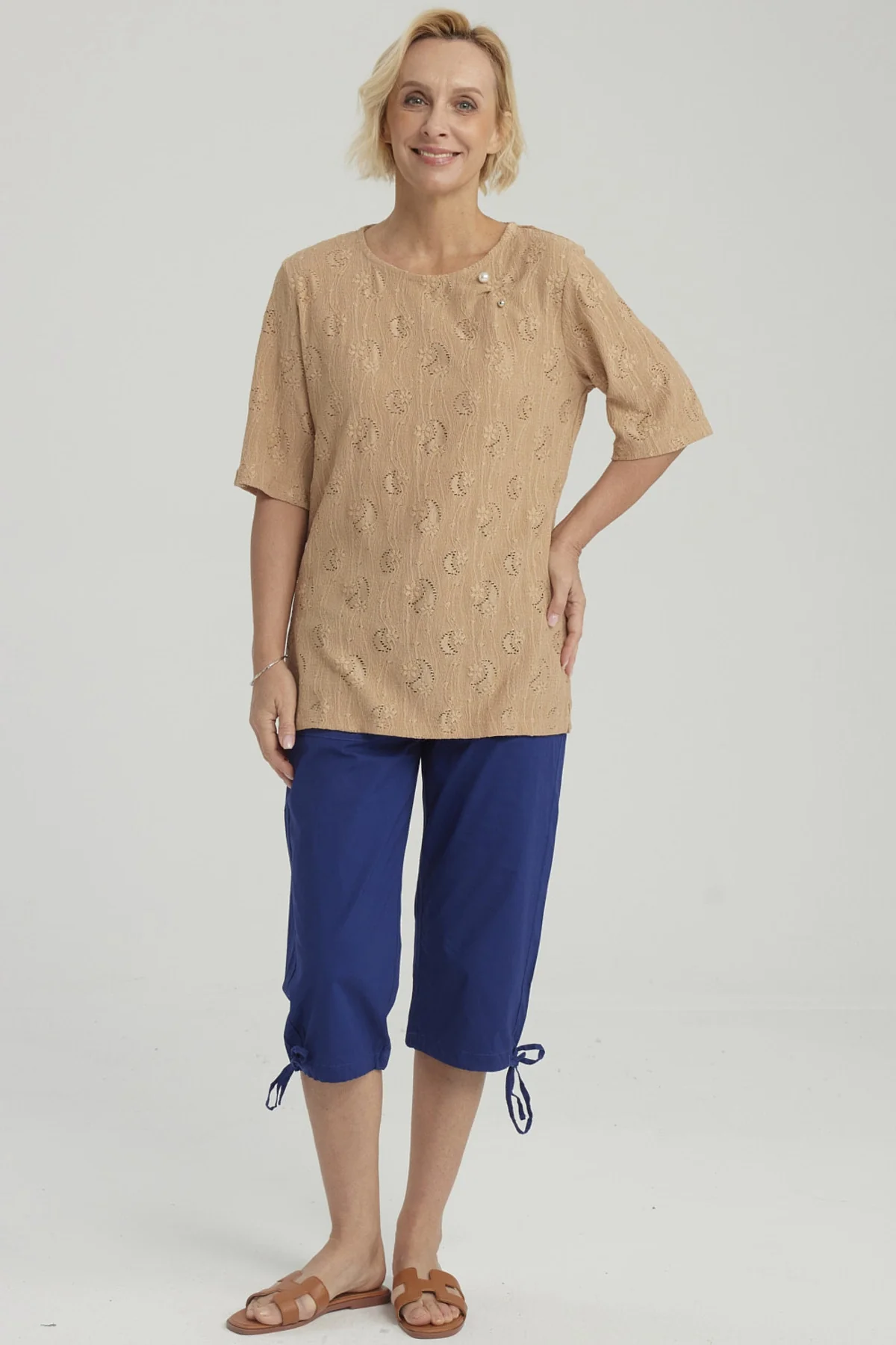 Polera Mujer Texturizada Beige Oscuro - Image 4