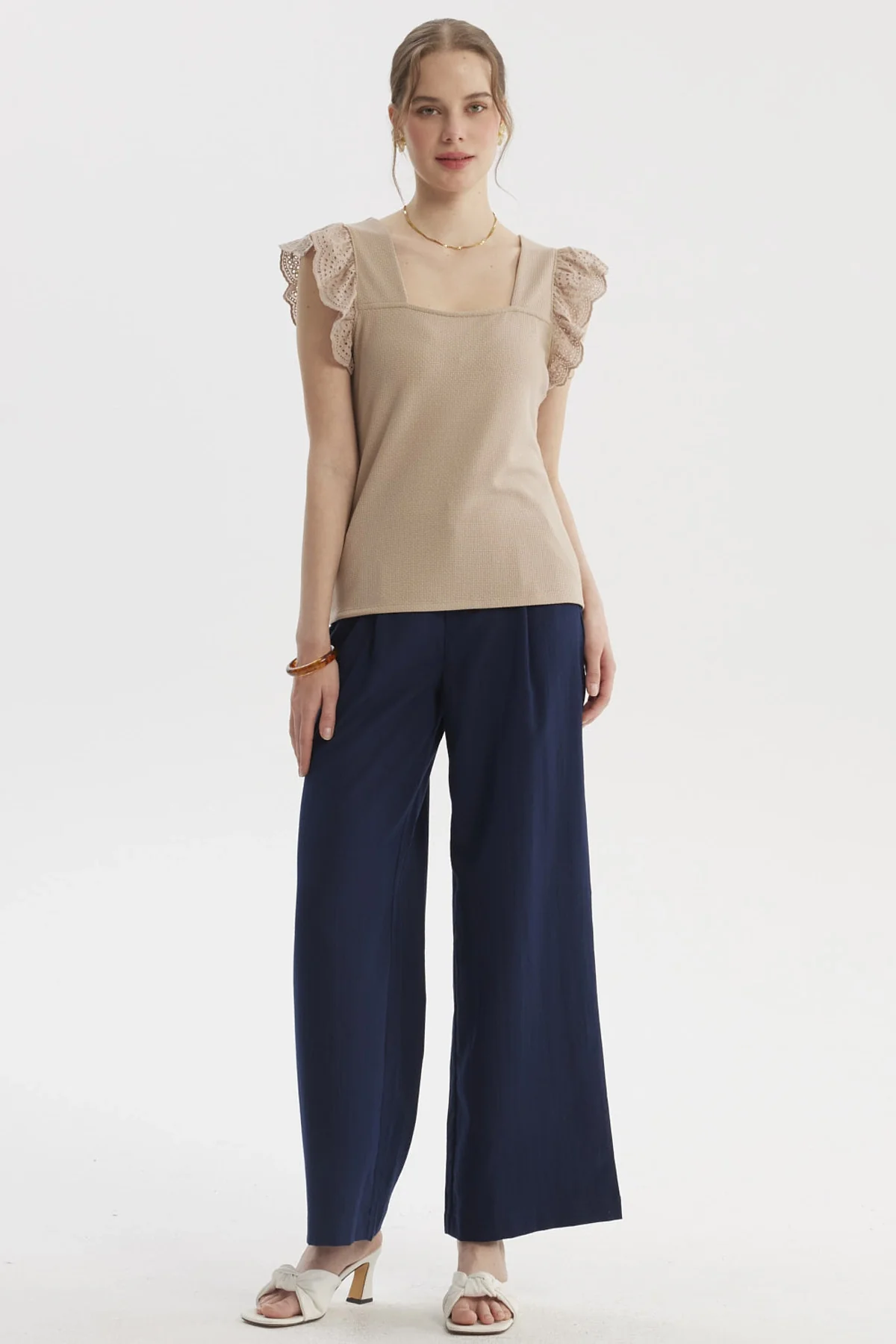 Polera Mujer Vuelo Escote Cuadrado Beige Claro - Image 4