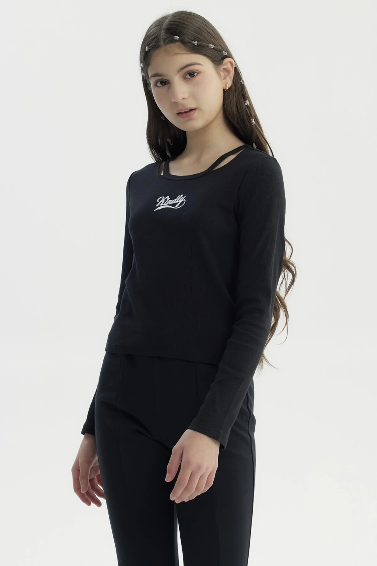 Polera Niña Ajustado Negro - Image 2
