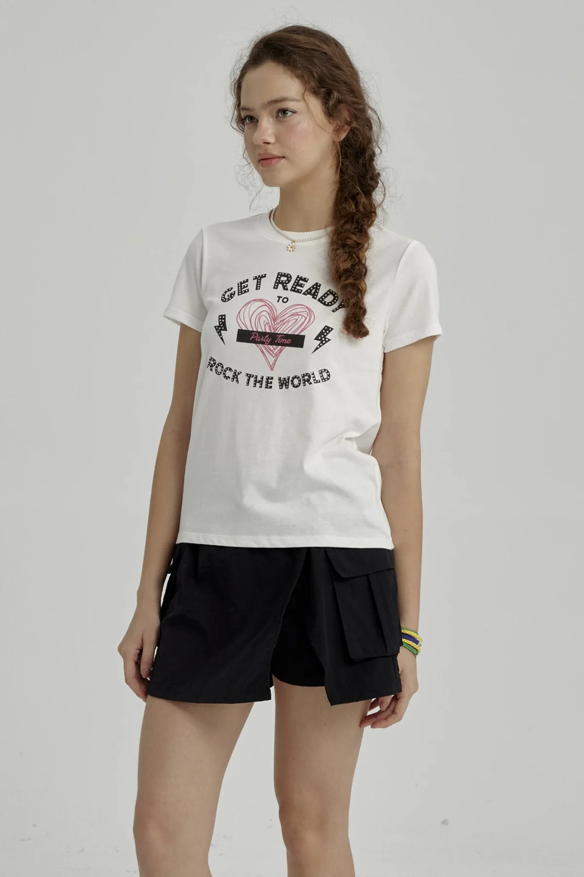 Polera Niña Básica Estampada Crudo - Image 2