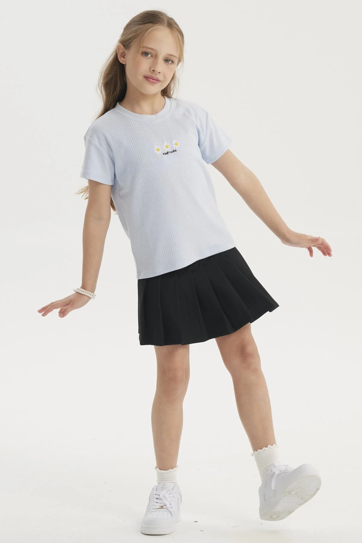 Polera Niña Mini Print Posicional Celeste - Image 4