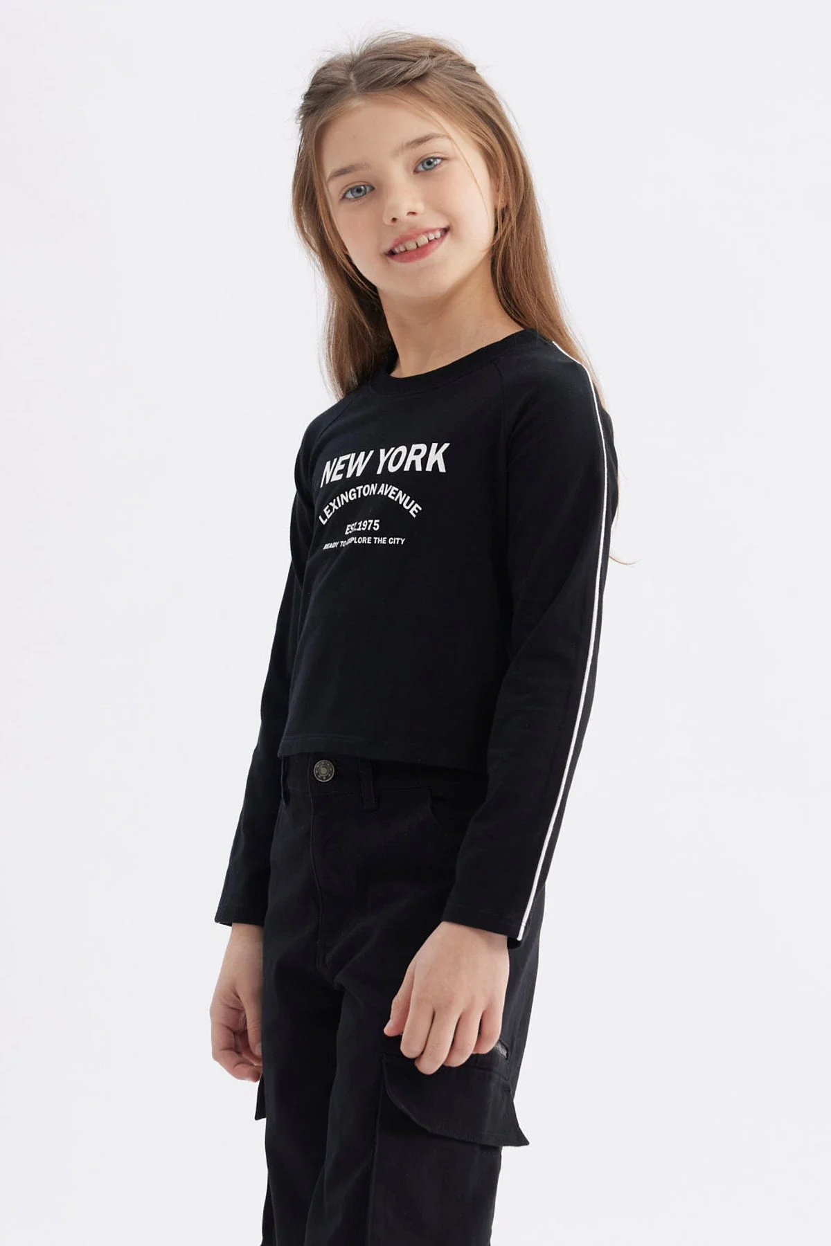 Polera Niña Piping Y Print Negro - Image 2