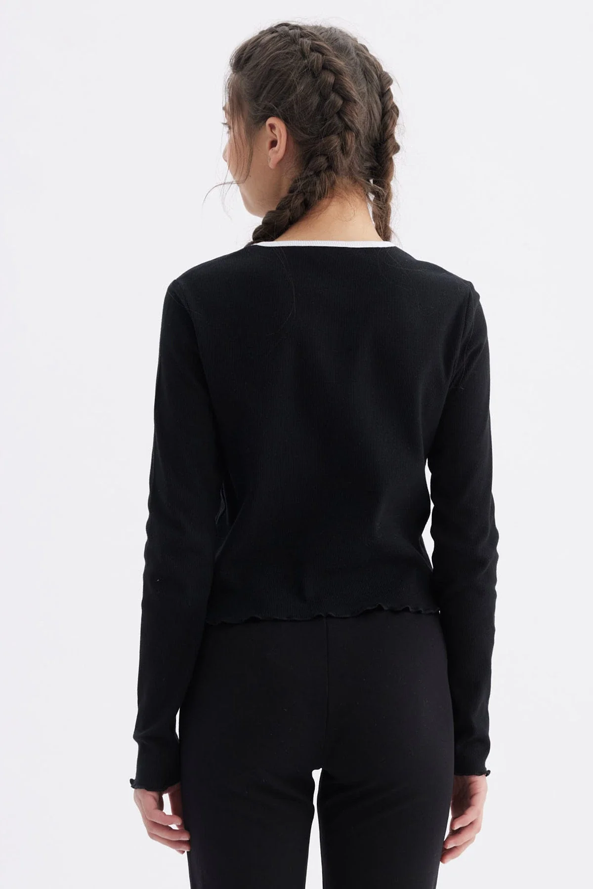 Polera Niña Rib Cuello Negro - Image 3