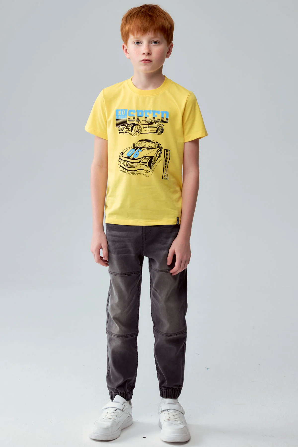 Polera Niño Básica Estampada Amarillo - Image 4