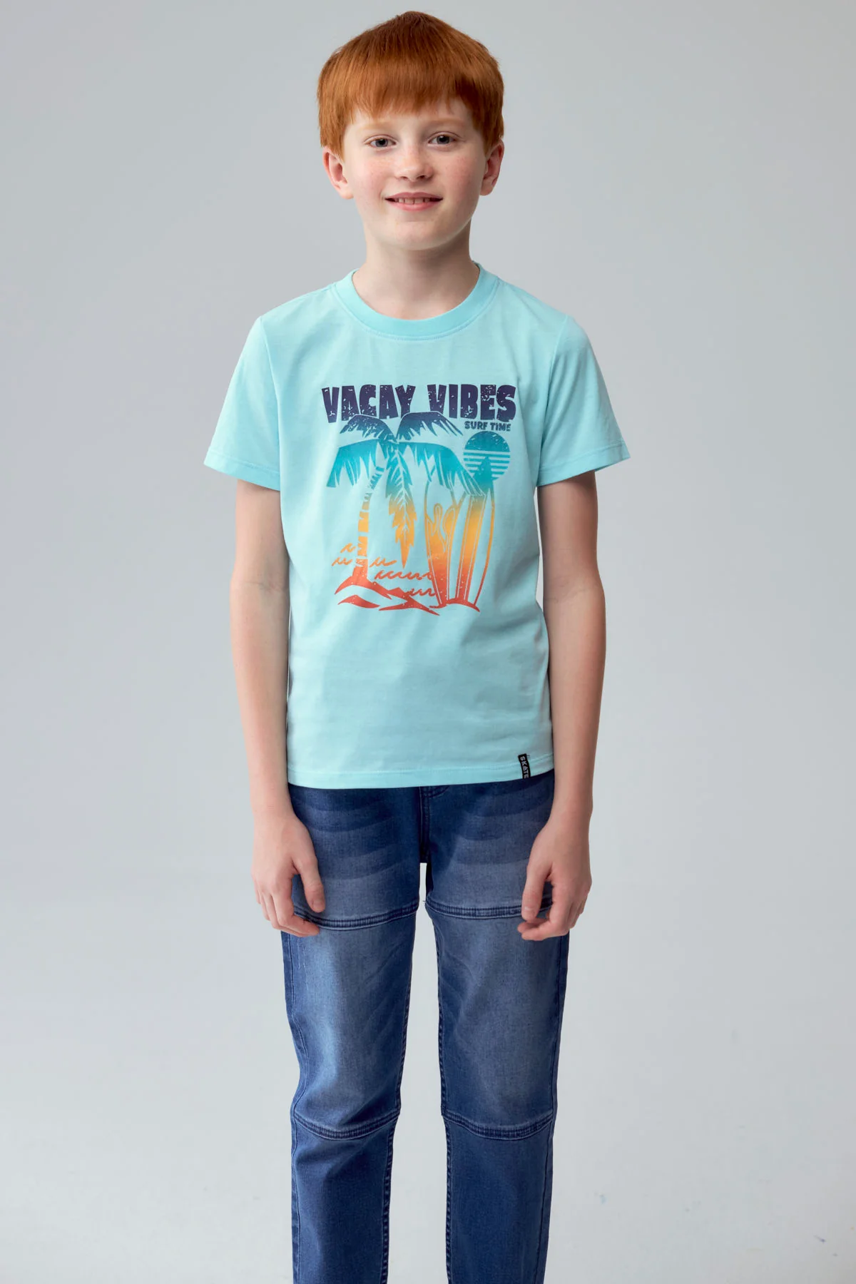 Polera Niño Básica Estampada Aqua - Image 2