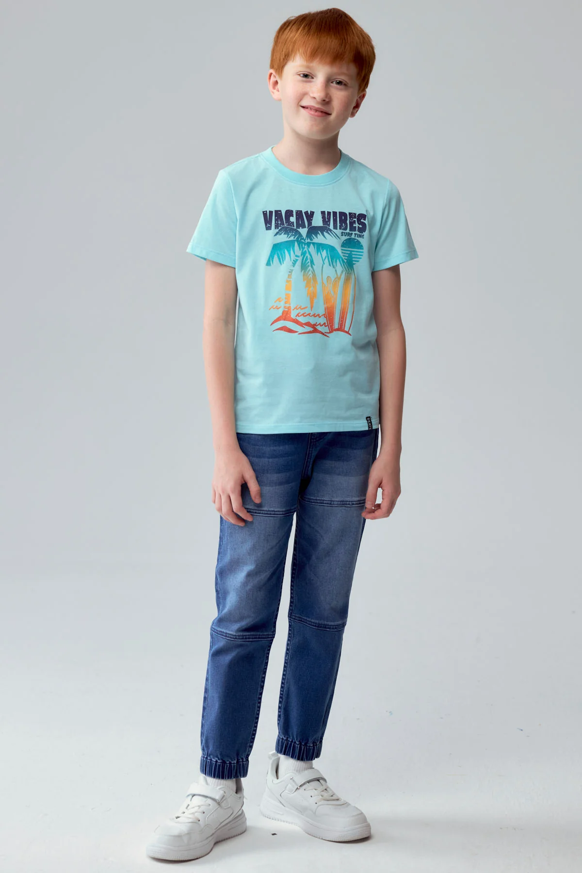 Polera Niño Básica Estampada Aqua - Image 4