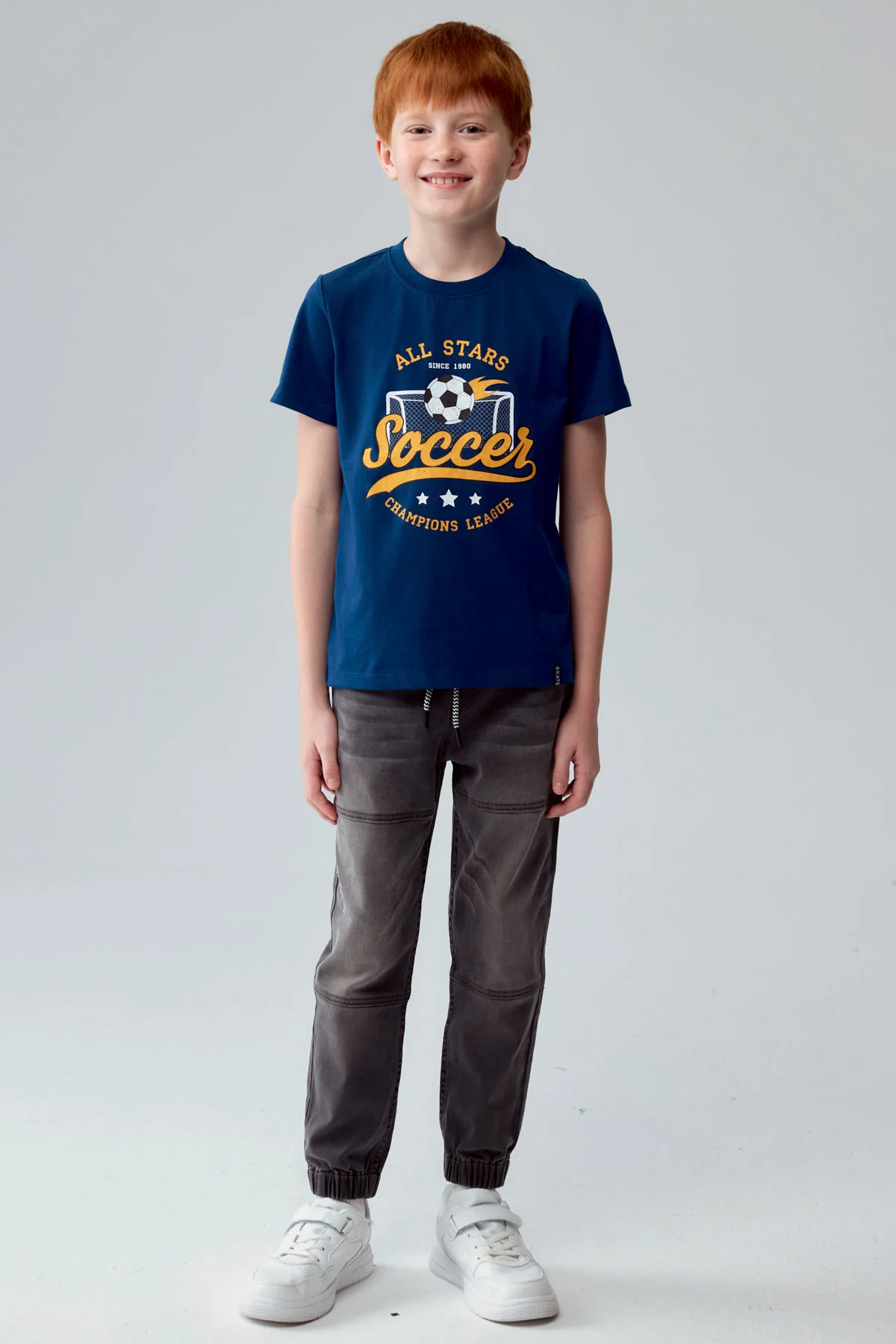 Polera Niño Básica Estampada Azul Petroleo - Image 4