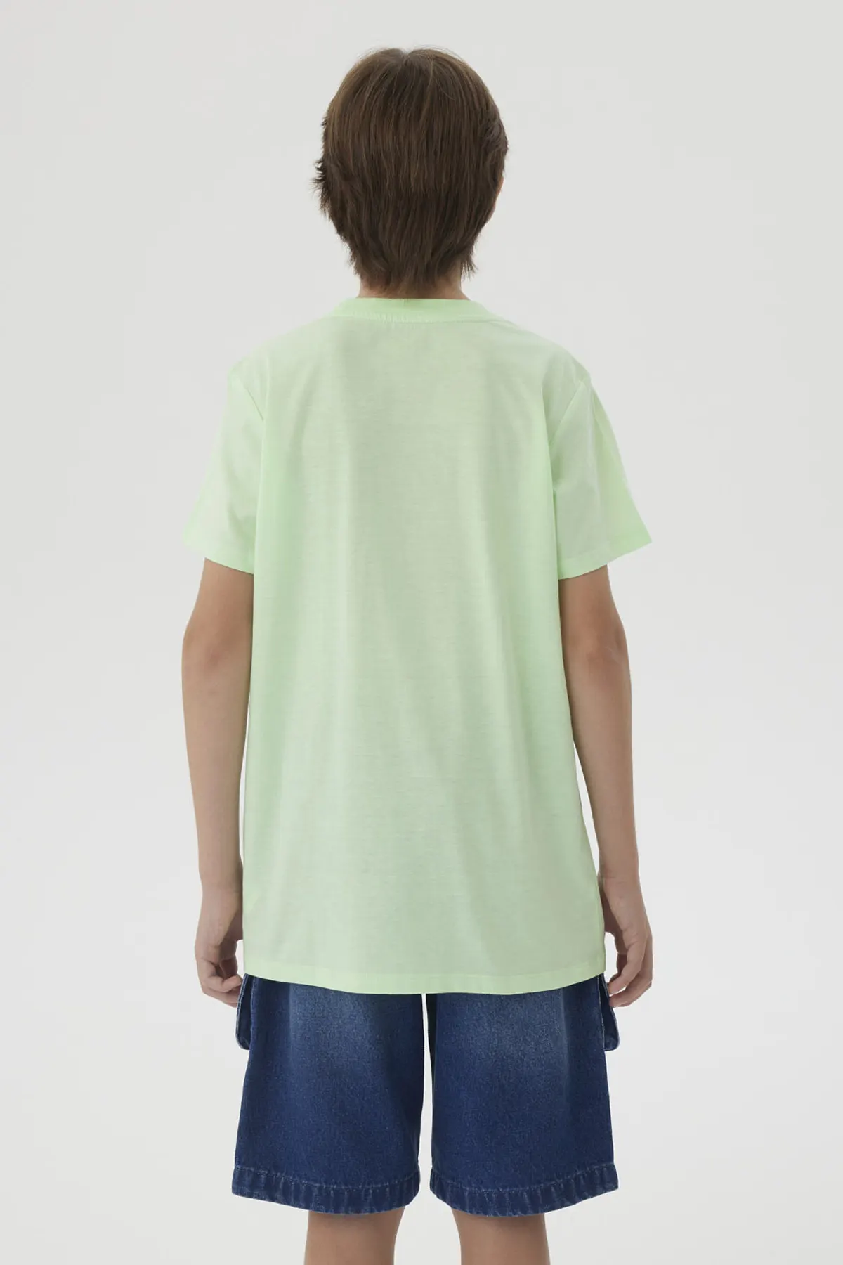 Polera Niño Básica Estampada Verde Claro - Image 3