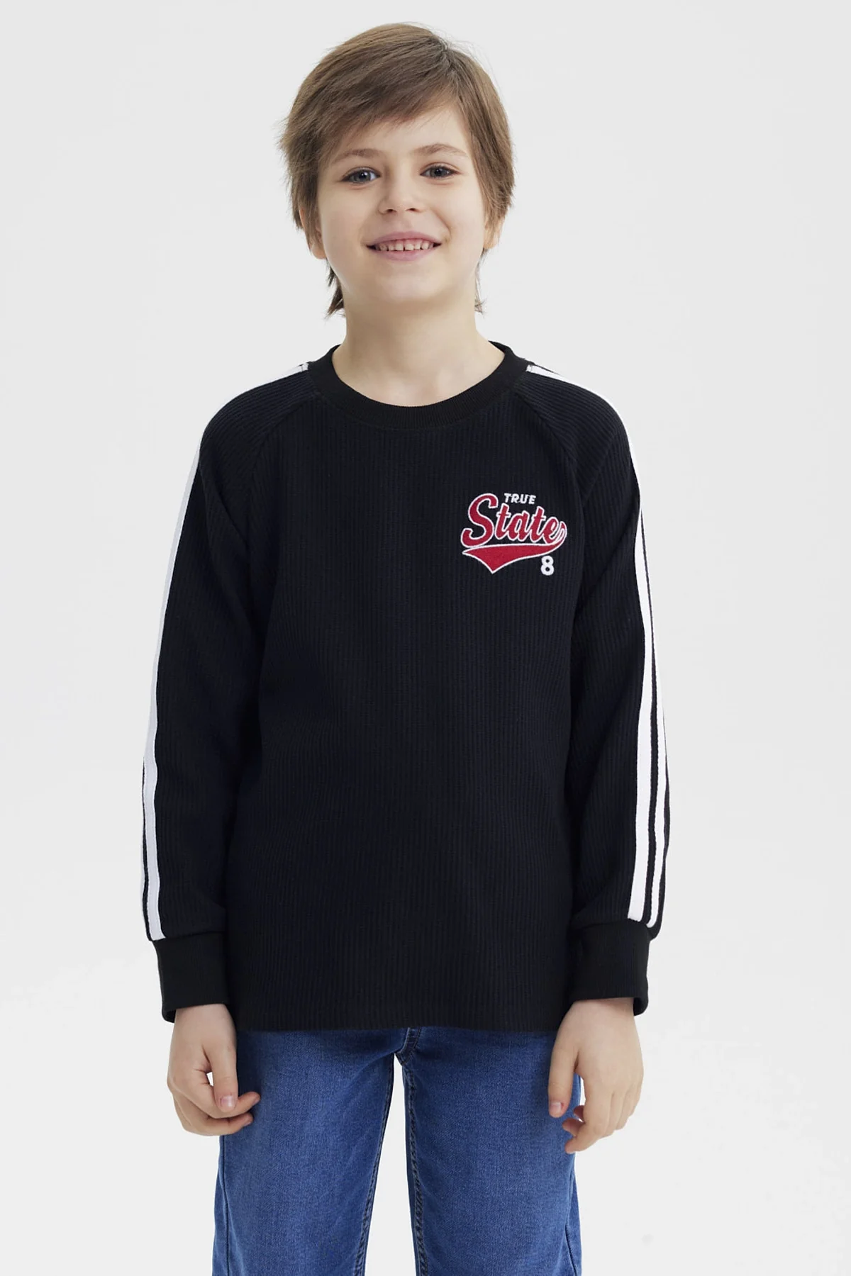 Polera Niño Bicolor Texturizada Negro